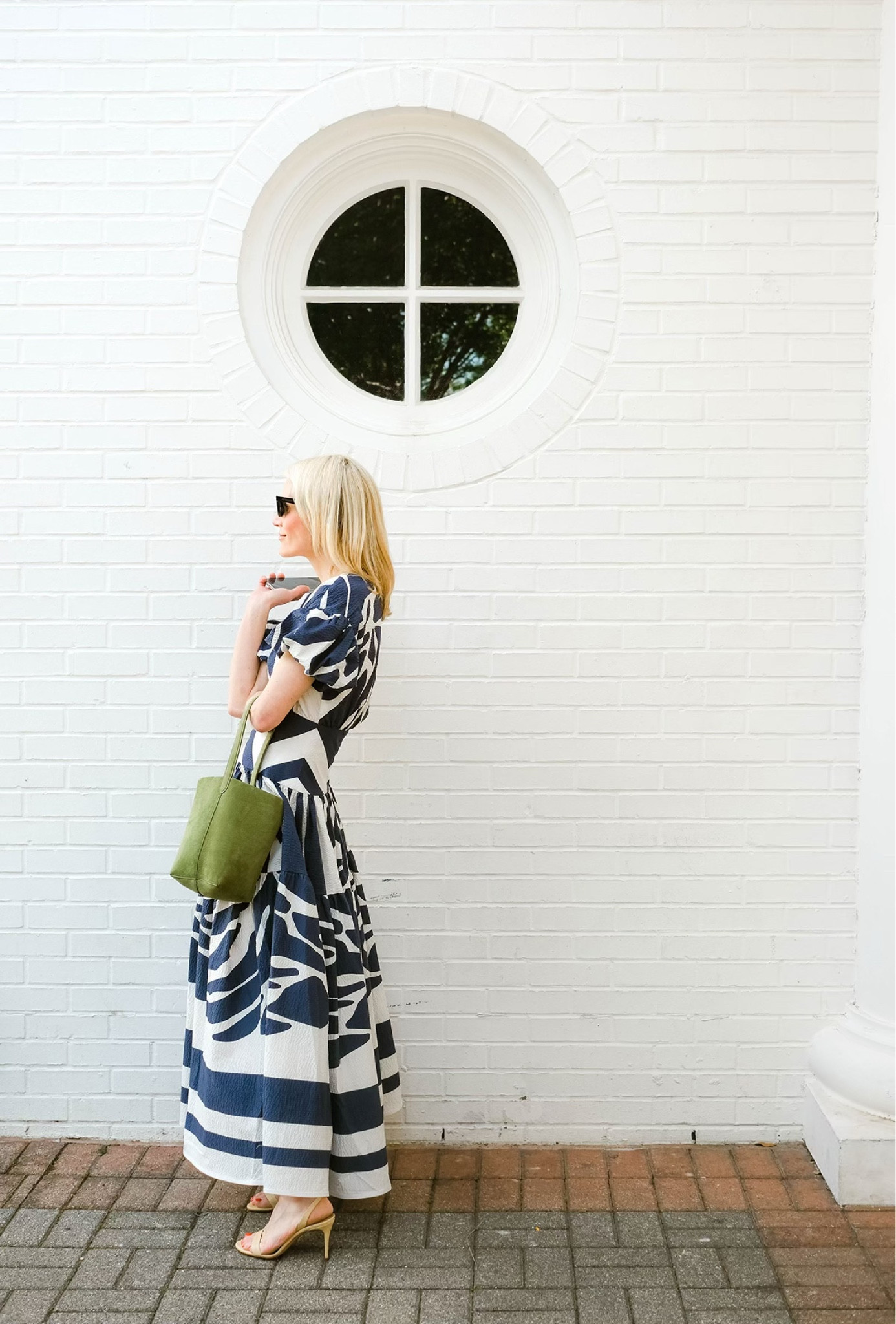 
Dress refresh. ✨🍒💫 Head over to BAM to shop the best dresses for the season ahead. 
@Saks 
#sakspartner #saks #liketkit 
