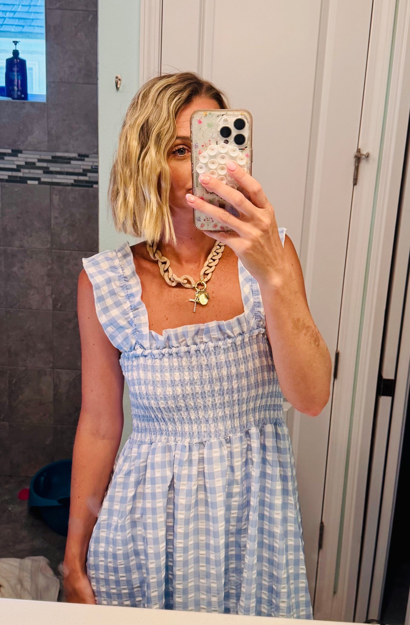 One of my favorite spring dresses! Comes in 3 other colors, i just ordered black! 

#LTKStyleTip #LTKFindsUnder50 #LTKSeasonal