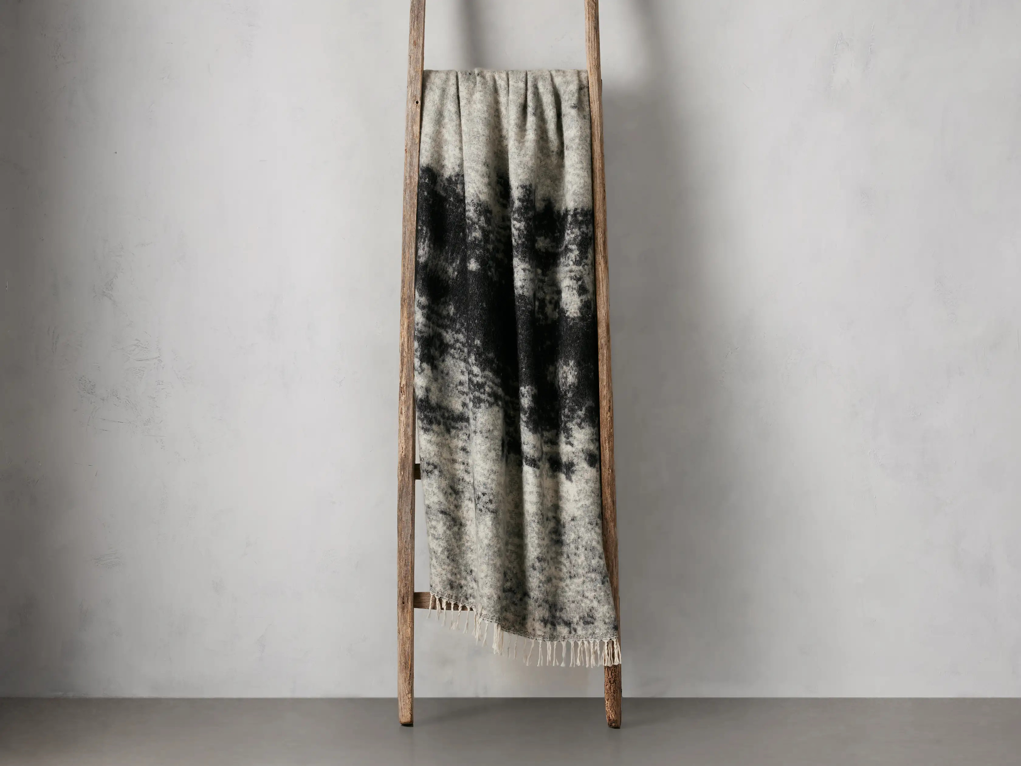 Saraya Throw | Arhaus