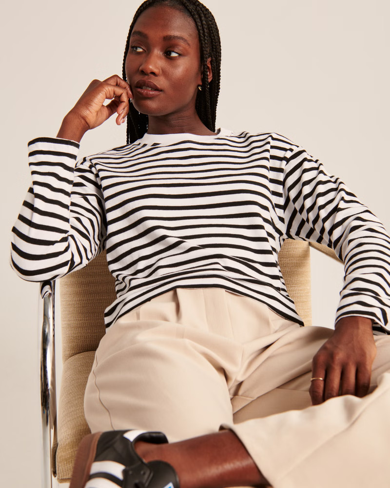 Essential Long-Sleeve Wedge Tee | Abercrombie & Fitch (US)