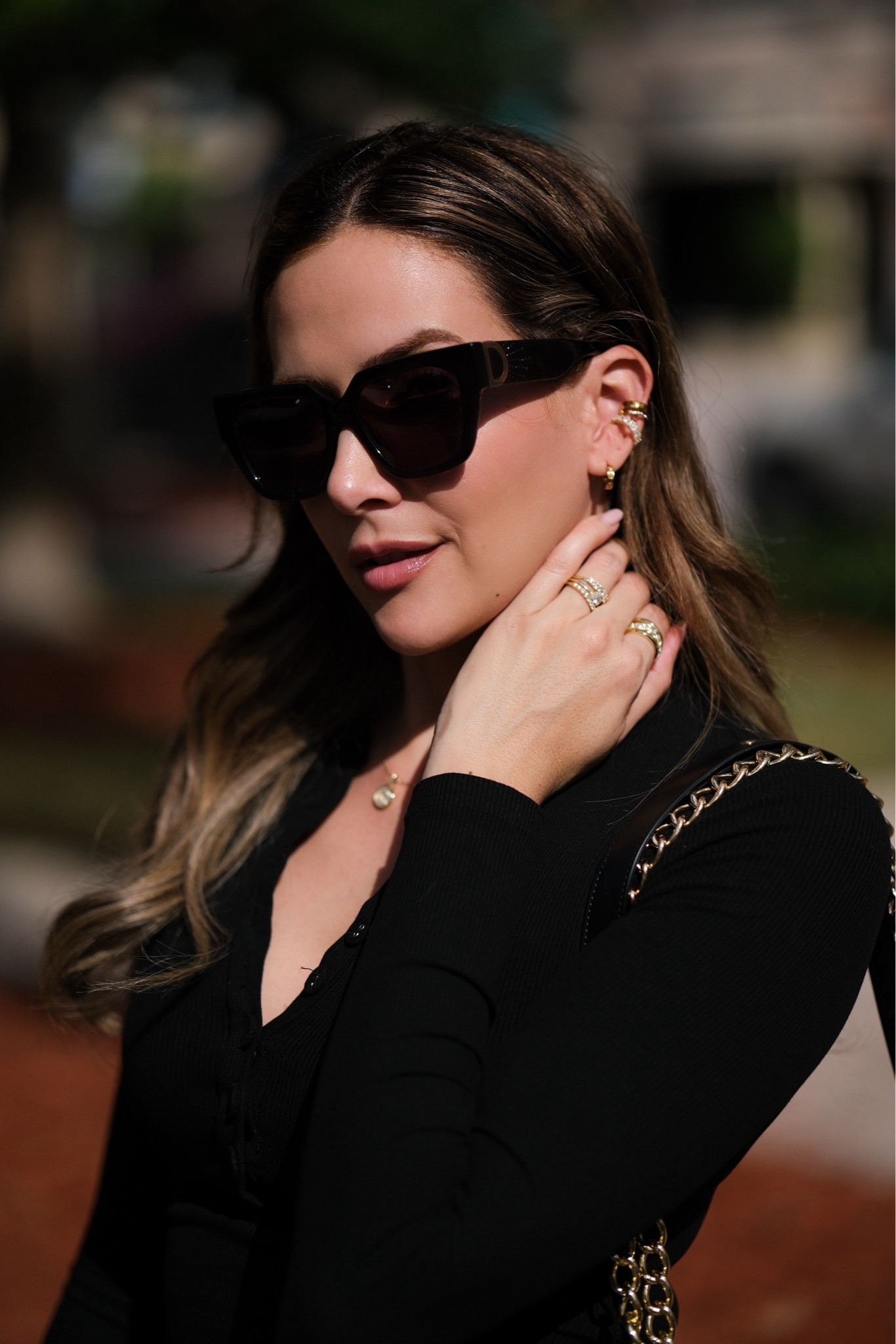 Essential  accessories 🕶️💍 Sunglasses, jewelry, gift ideas, gift for her

#LTKFindsUnder100 #LTKStyleTip #LTKGiftGuide