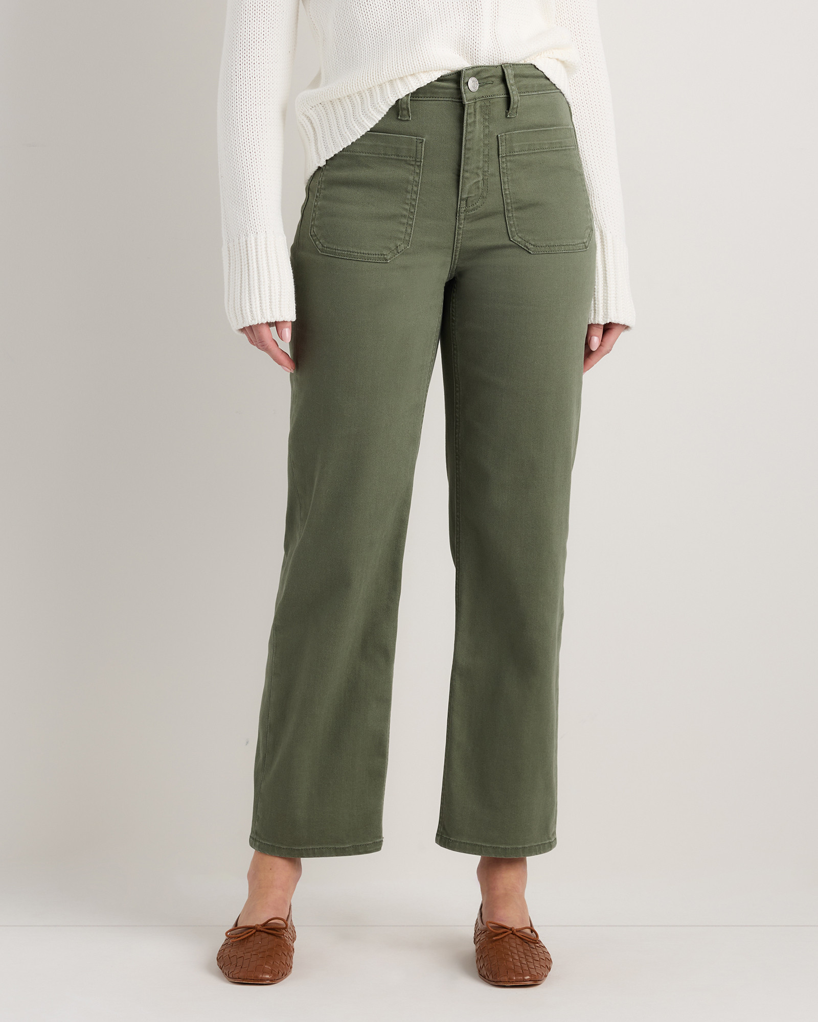 Quince | Women's Bella Stretch Patch Pocket Wide Leg Jeans in Loden Green, Size 24, Organic Cotton | Quince