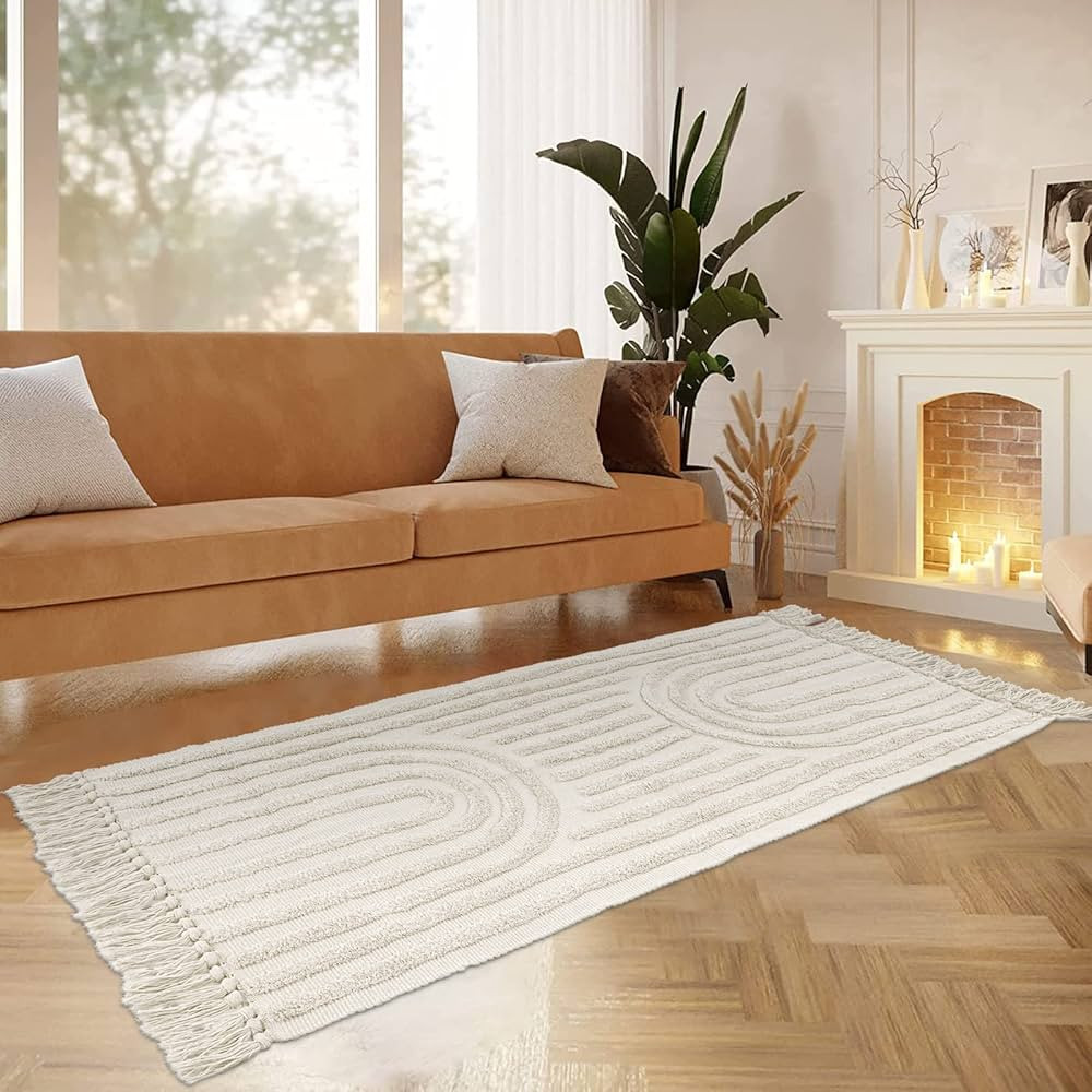 Lanffia Boho Runner Rug 2.6'x8', Beige Hallway Runner, Washable Tufted Rainbow Rug with Tassels B... | Amazon (US)