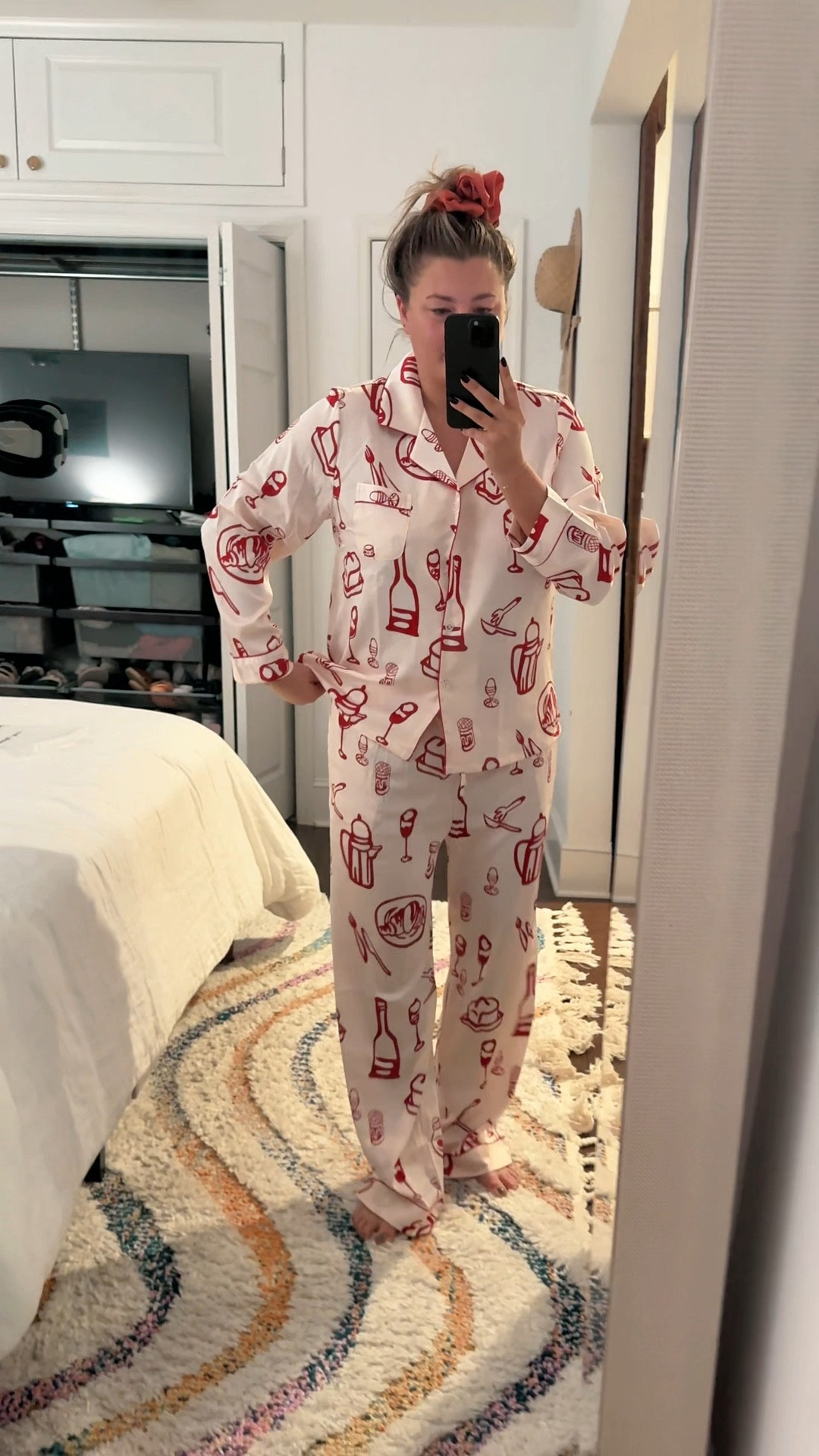 Get these silk pjs before galentine’s / valentine’s day 🍴🍷🥐

Soo comfortable, great quality for Amazon, and came in cute packaging. Couldn’t resist the food design, obviously. 

#LTKFindsUnder50 #LTKStyleTip #LTKMidsize