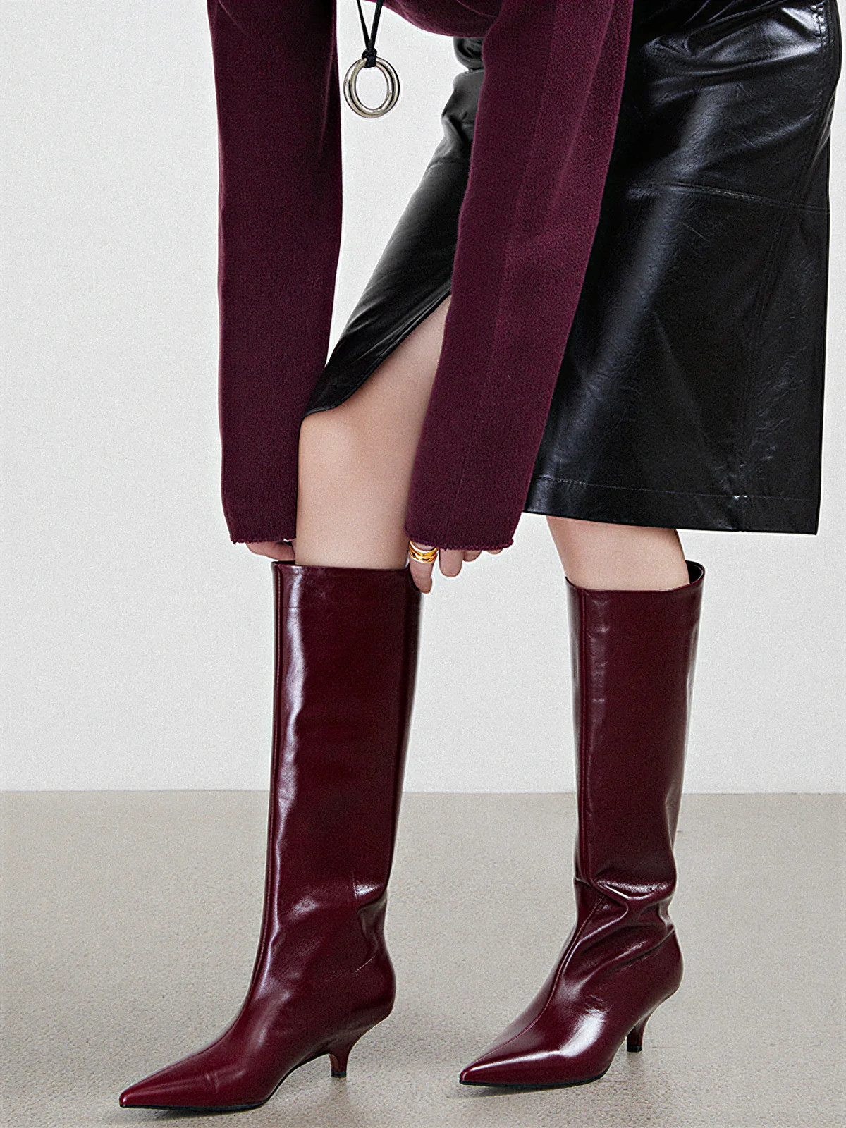 Pointed Toe Knee-High Boots | Commense