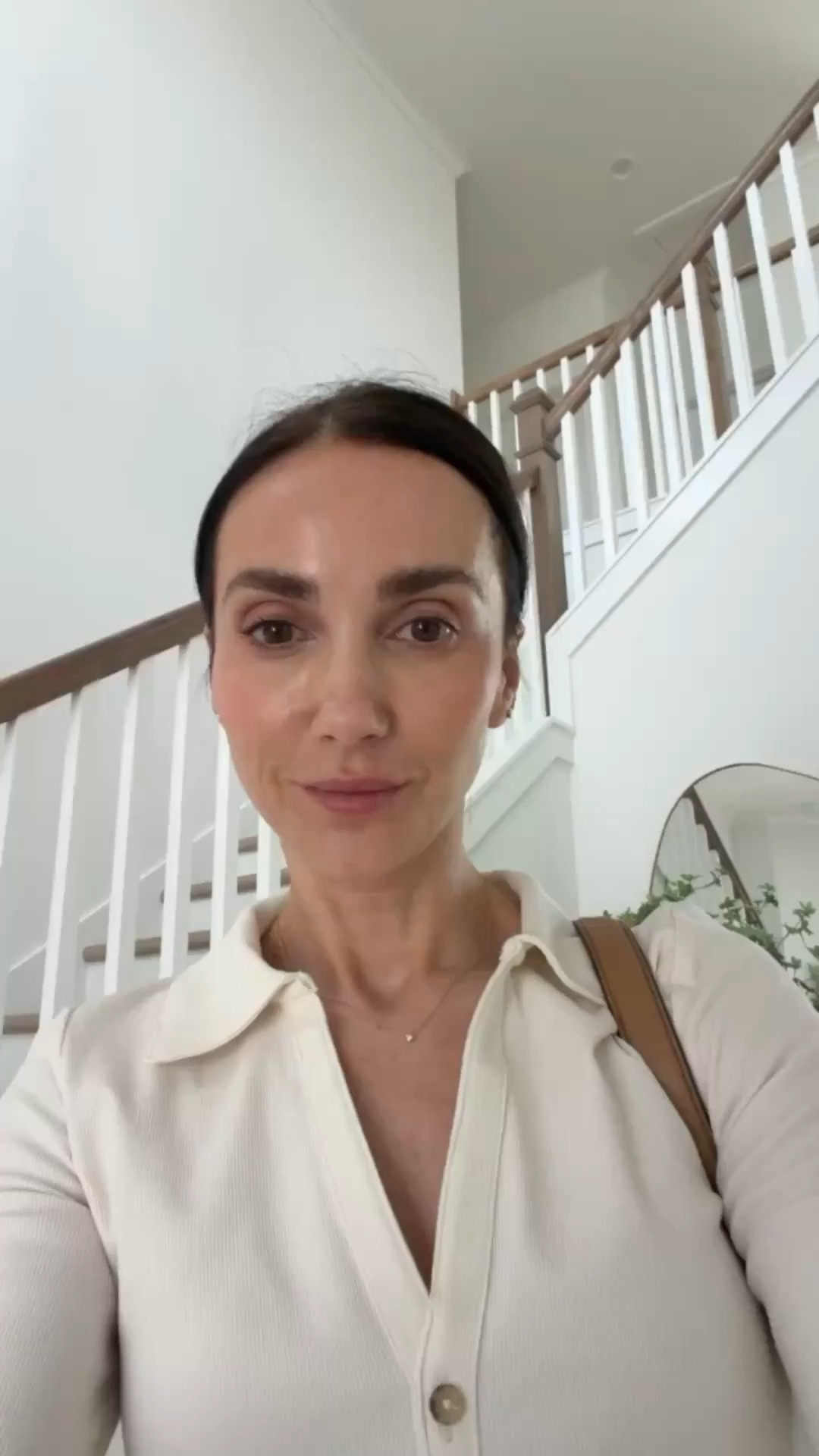 LTK SPRING SALE 20% off sitewide (code in the LTK APP)

Monochromatic outfit from Spanx, all white outfit, off white, ivory, barrel leg jesns, spring outfit, casual chic, annabrstyle. Xs in top and in jeans.

#LTKOver40 #LTKSpringSale #LTKSaleAlert