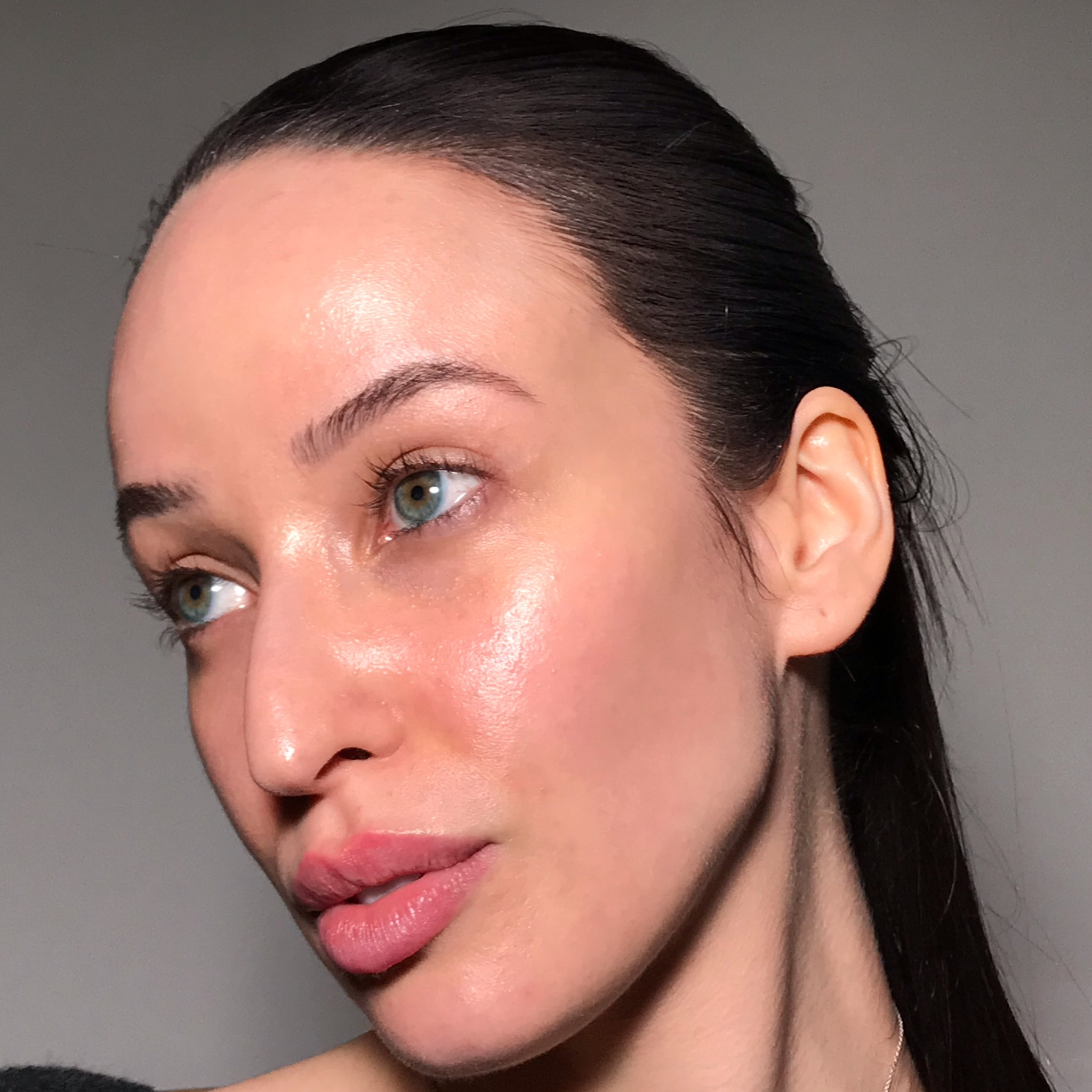 PELE GLOW com produtos de NARS para todos os tipos de pele! É a tecnologia LIGHT REFLECTING, presente tanto no skincare de NARS quanto nos novos lançamentos produtos de maquiagem!

#LTKbeauty #LTKbrasil