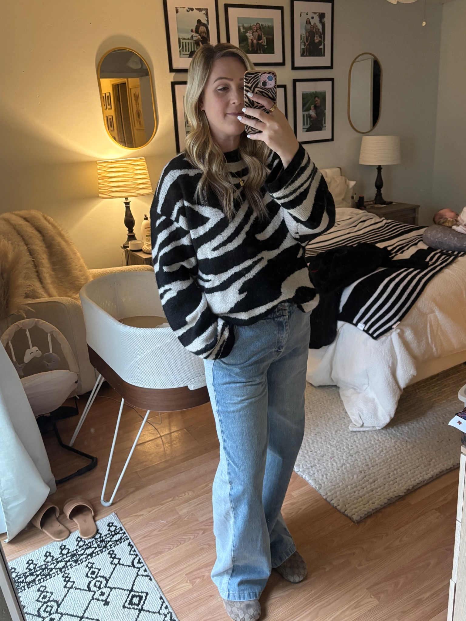 Ootd! Obsessed with my new pants! They are denim in the front and sweatpants in the back! 🤭🤪 
My sweater is from H&M but not online yet! 

Ootd, mom life, outfits, Vici, H&M

#LTKootd #LTKgrwm #LTKmomlife