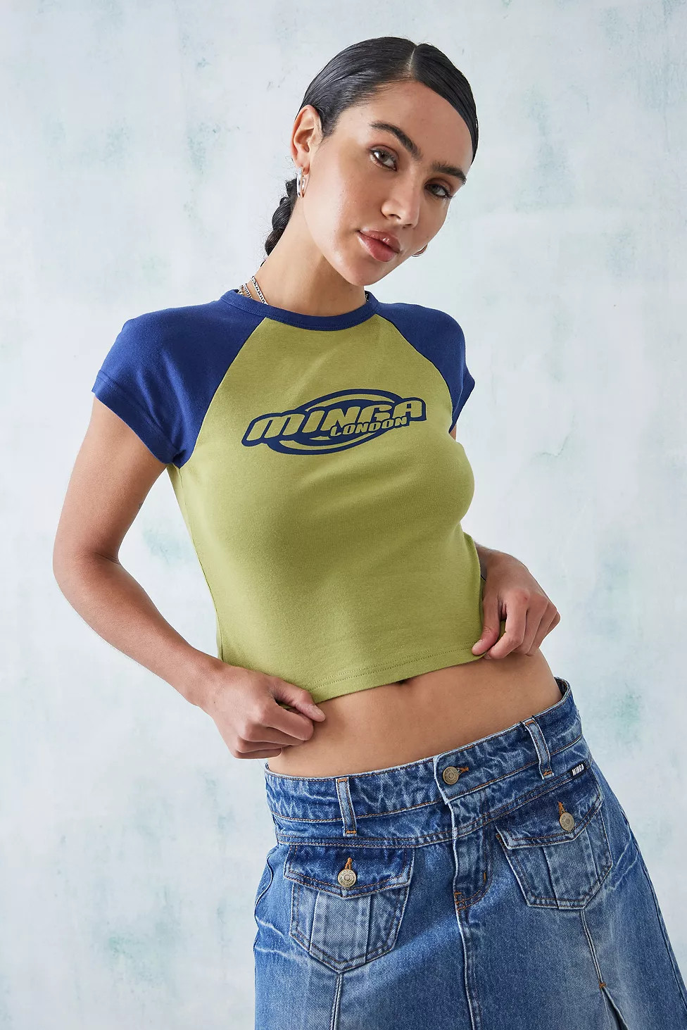 Minga London Blue & Green Raglan T-Shirt | Urban Outfitters (EU)