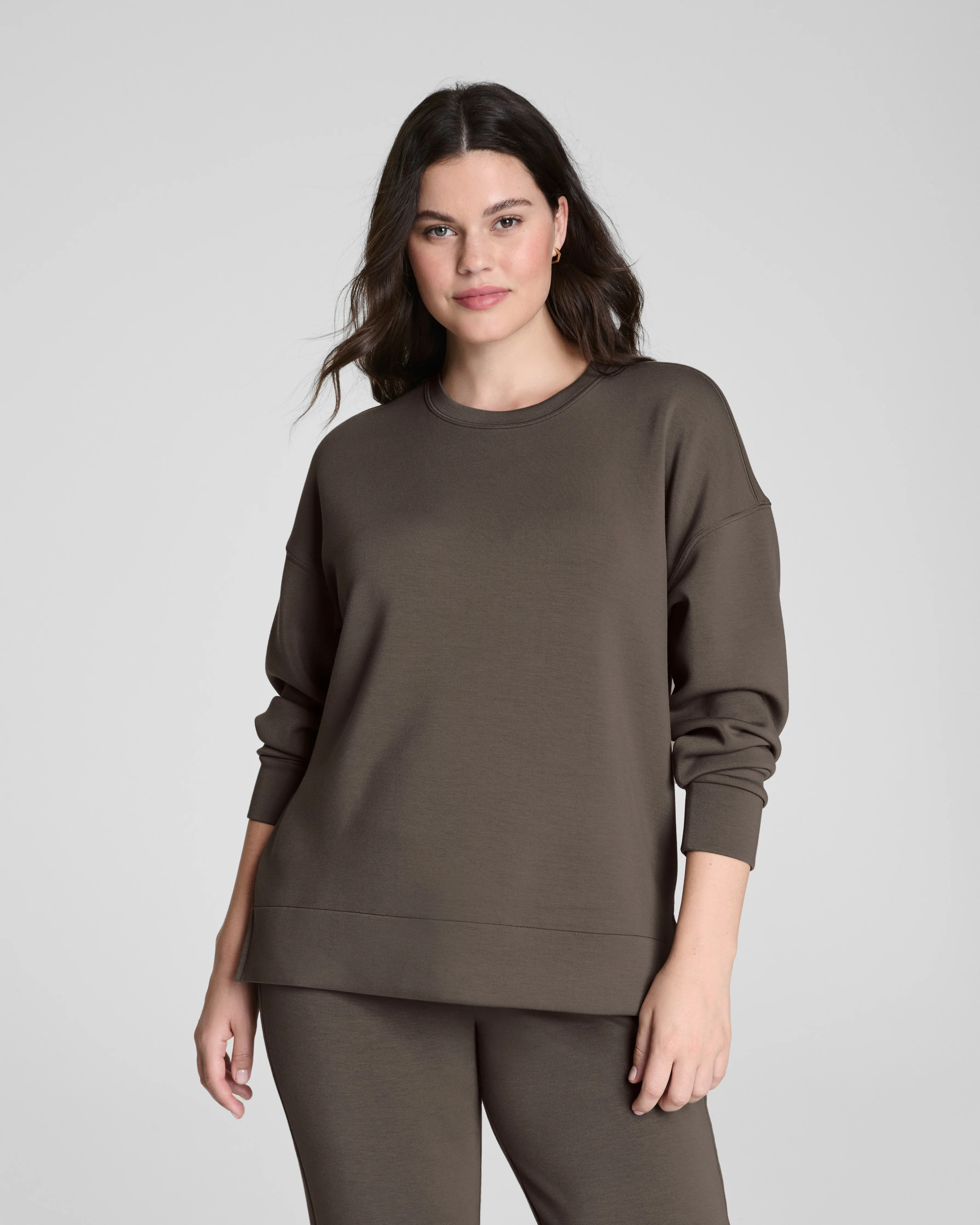 AirEssentials Crewneck Tunic with Booty Coverage | SPANX | Spanx Canada