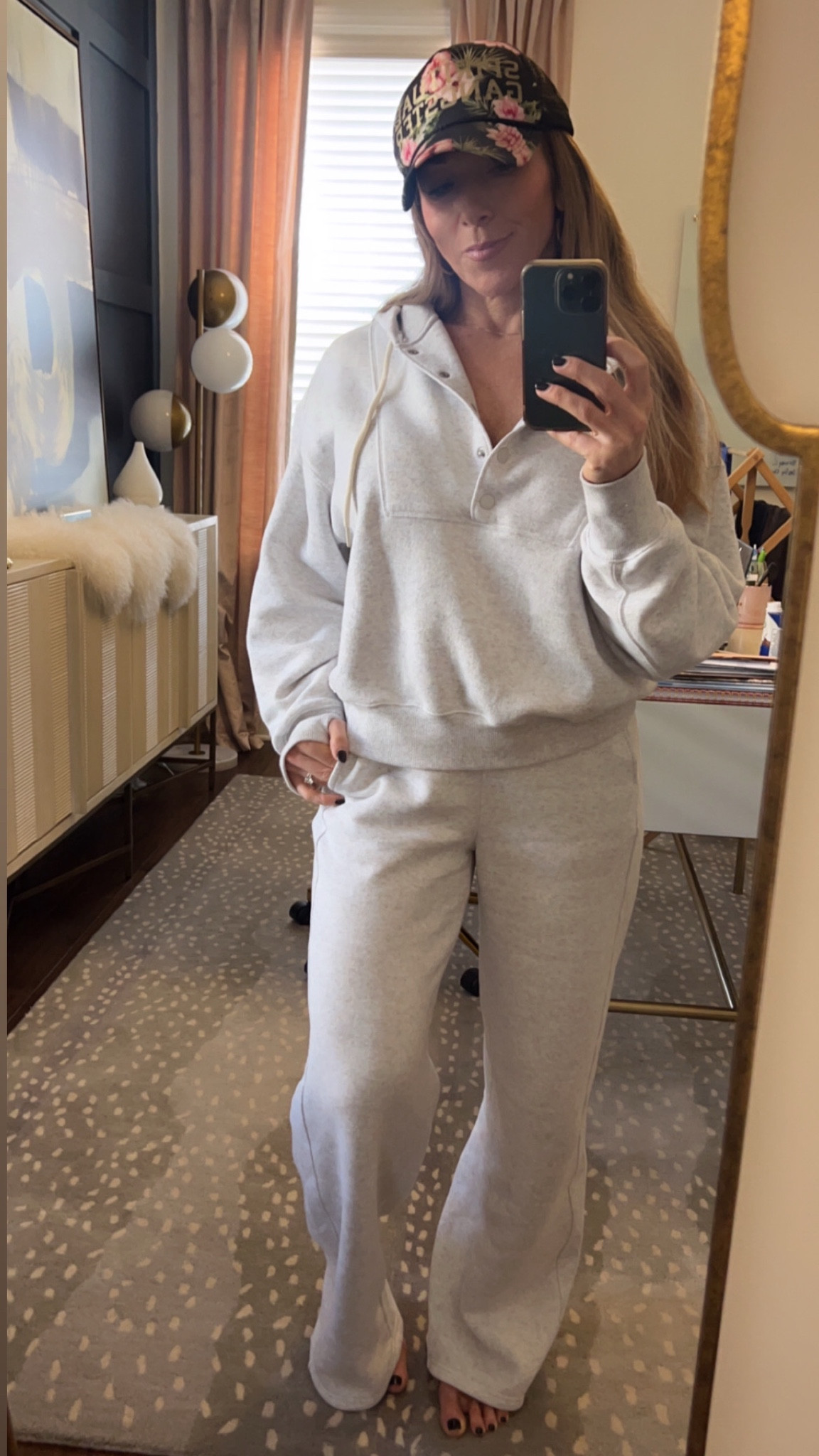 Comfy loungewear sets are my fave! And I’m always cold so will be wearing it year round in my house.😂Fleece lining! 25% off!

Wearing xs in bottoms & small in top  #arie #comfies 

#LTKOver40 #LTKFindsUnder50 #LTKSaleAlert