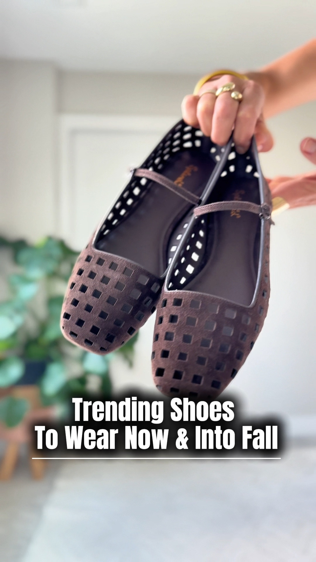 These trending shoes are from @evereveofficial—my go-to as a stylist for elevated basics that do the work for you.

🖤 Tap any image to shop each look
🖤 Follow me for more flattering finds that feel like you
#everevepartner #everevestyle 

#LTKOver40 #LTKStyleTip #LTKShoeCrush