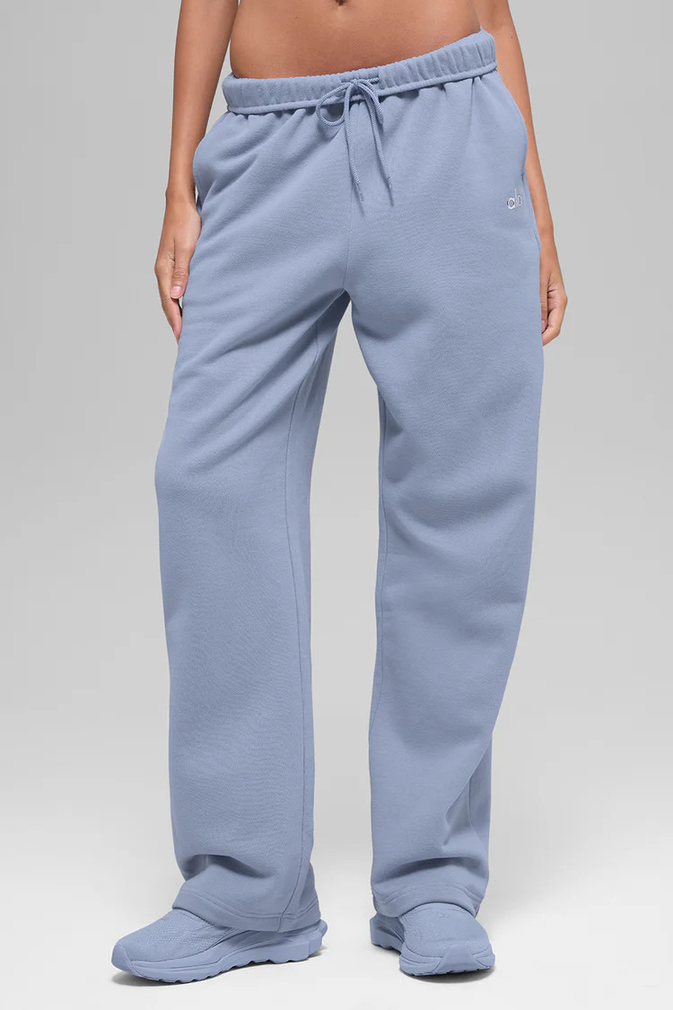 Accolade Straight Leg Sweatpant | Alo Yoga (US)