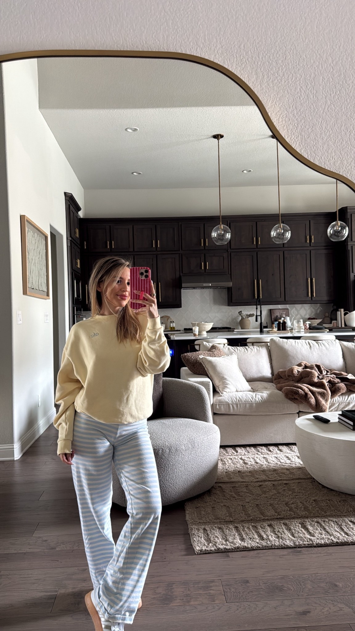 Comfy gloomy ootd💛

#LTKPetite #LTKootd