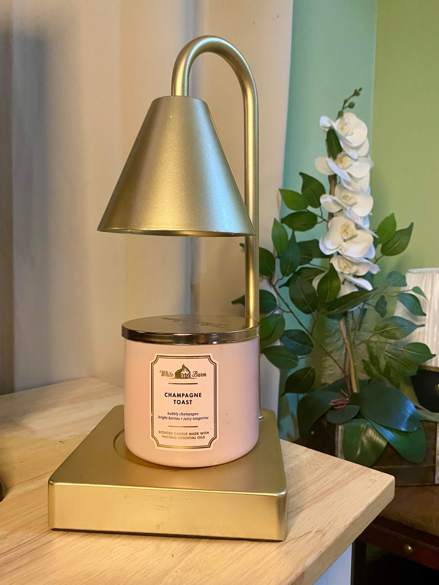 ✨ Luxe glow, no flame ✨ Under $20
Elevate your space with a gold candle warmer and the refreshing *Champagne Toast* scent—bright, cozy, and effortlessly chic.

👉 Shop now and transform your vibe!

#HomeDecor #CandleWarmer #CozyVibes #LuxuryLiving #HomeFragrance


#LTKdayinmylife #LTKmorningroutine #LTKvlog