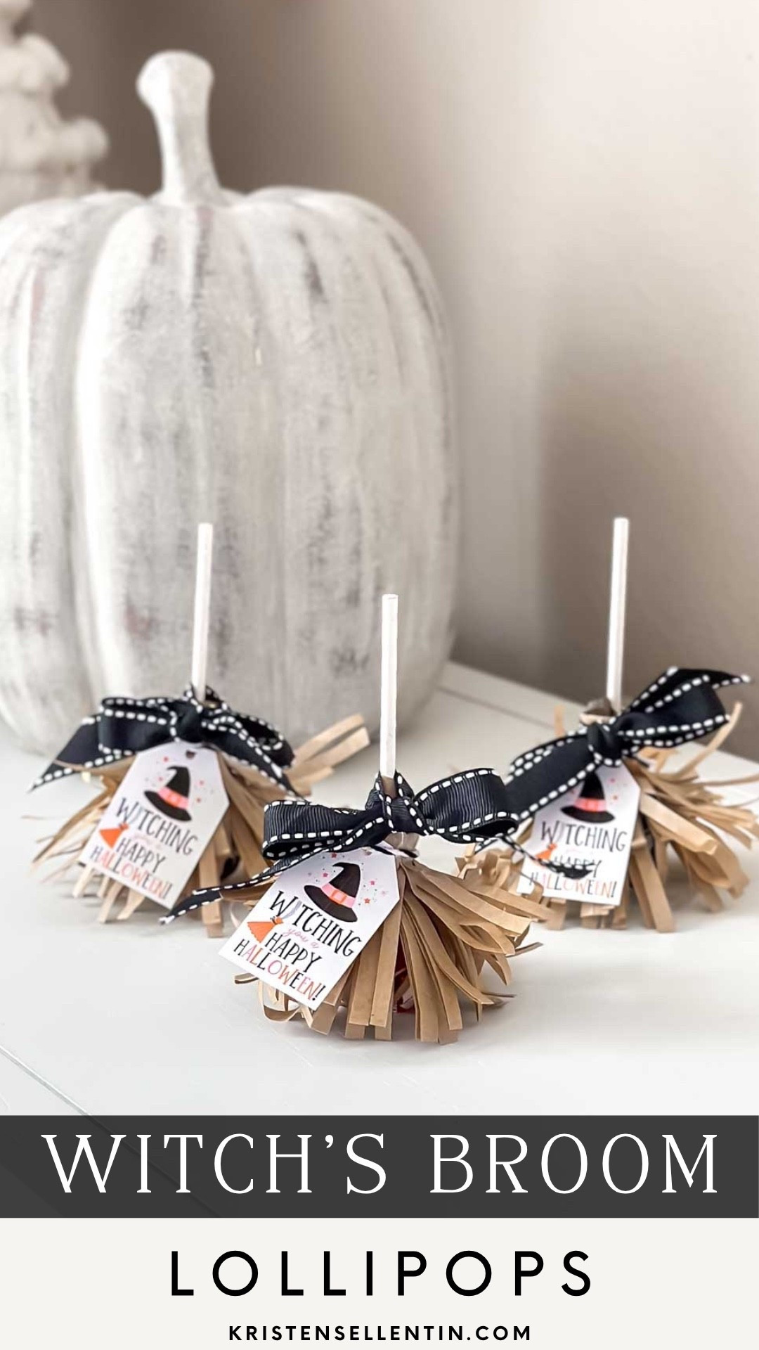 Witch’s Broom Lollipops make a fun classmate gift, trick or treat candy, or favor for a Halloween Party! 🧙‍♀️ 

 #LTKSeasonal #LTKmomlife #LTKKids