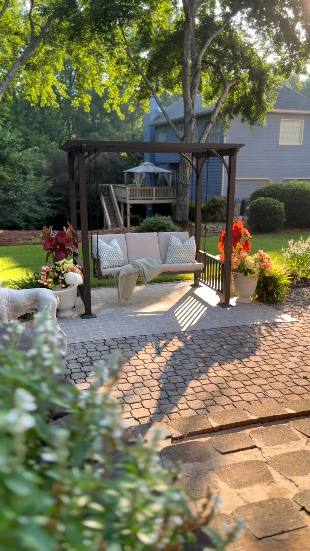 I finally get my outdoor swing thanks to @purpleleafgarden, and right now they’re giving my followers a 5% discount with code MICHELLE500. (Exp 10/2/26) 

#swing #outdoorfurniture #patiodecor #purpleleaf #outdoorswing
