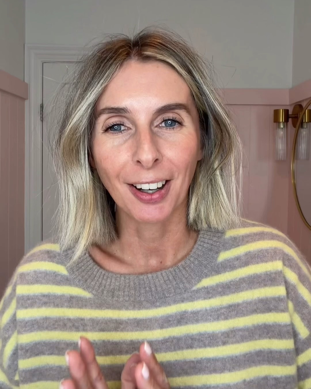 you glow, girl! ✨

☀️ AM ☀️
KIEHLS COLLASHOT - plumps. serum penetrates 10 layers deep! 

PDRN HYALURONIC ACID MOISTURIZING CREAM - deep hydration + glow

CALCIUM STICK - restores volume + under eye hollows. 

🌙 PM 🌙
REEDLE SHOT 300 - microneedling serum. tightens pores. improves skin texture.

MEDIK8 RETINAL 6 - 11x faster than retinol. helps with dark spots, fine lines + skin firmness.

U BEAUTY SUPER INTENSIVE FACE OIL - renews dehydrated skin. adds glow 

✨ EXTRAS ✨
ICONIC LONDON BLURING PRIMER - my fave base to add sheen and help make up sit as it should!

BB CREAM - for that airbrushed look. been using for YEARS!

SKINNY CONFIDENTIAL EYEBROW SERUM - helps with regrowth. 


💦🧴✨ 💦🧴✨ 💦🧴✨

dewy skin. glow. skincare. skincare routine. 45 year old skin. k beauty.

#LTKOver40 #LTKBeauty #LTKmorningroutine