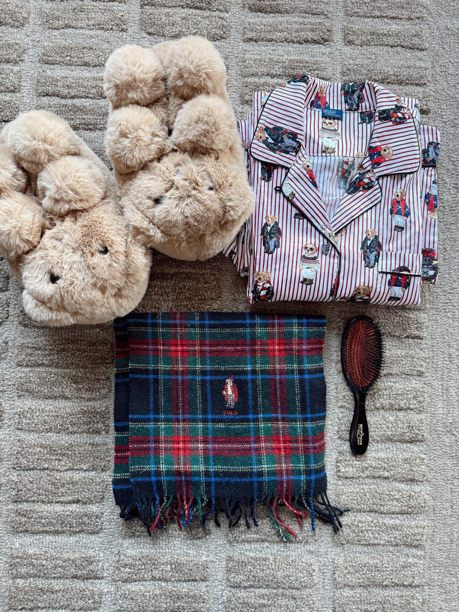 Gifts I bought myself this year for Christmas! Stilllll so in love with my teddy bear slippers! 

#LTKFindsUnder100 #LTKmomlife #LTKGiftGuide