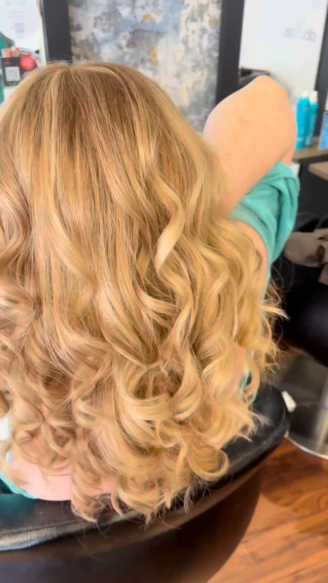 Living Proof Haircare Products (kindly gifted) that i'm loving ... and that keep my hair in top notch condition in between my salon visits

#livingproofuk #haircare 

 

#LTKuk #LTKAroundTheWorld #LTKbeauty