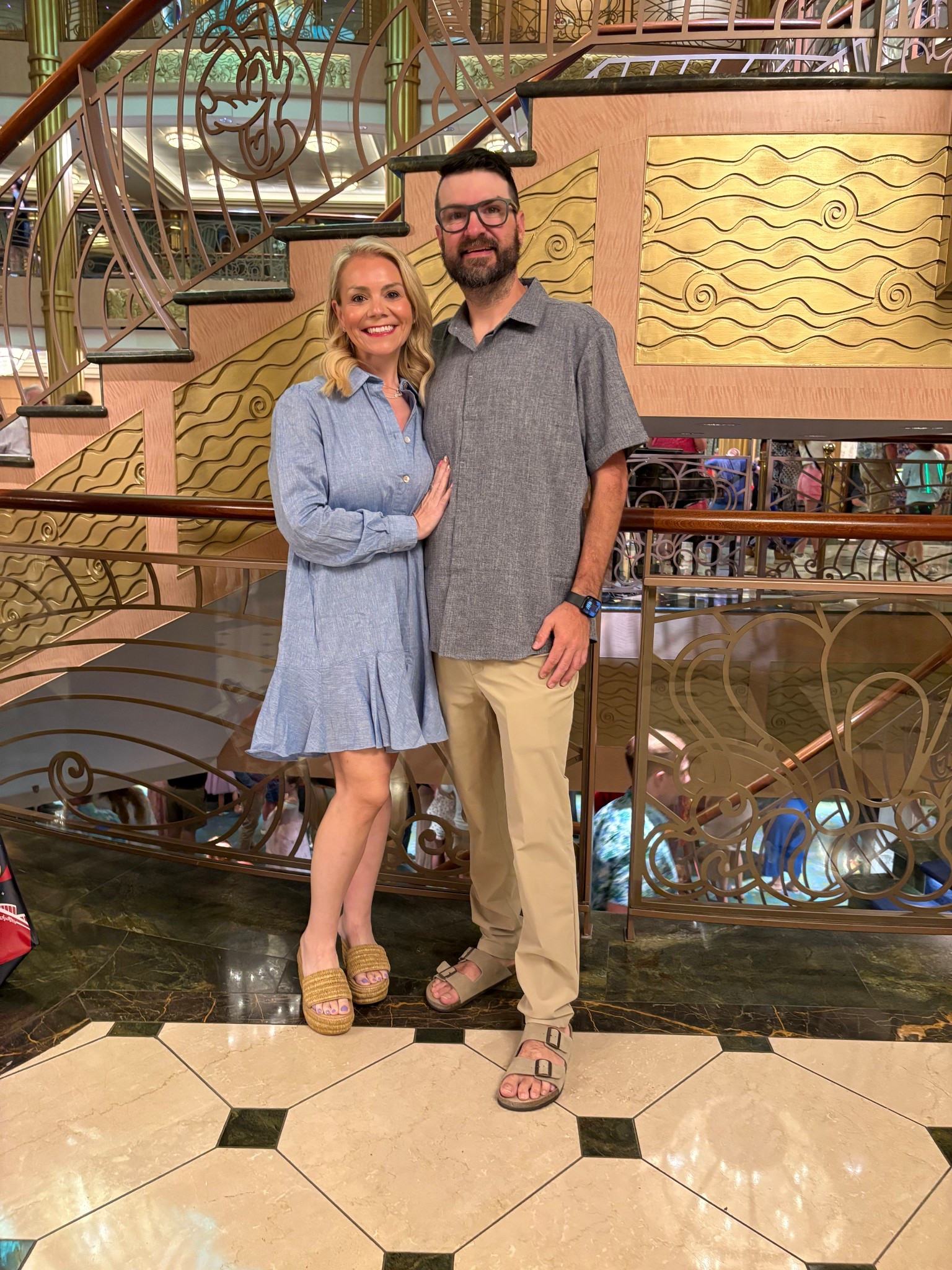 the perfect transition dress into spring but also would be light enough for summer! Wearing XS! 

#LTKShoeCrush #LTKPetite #LTKStyleTip