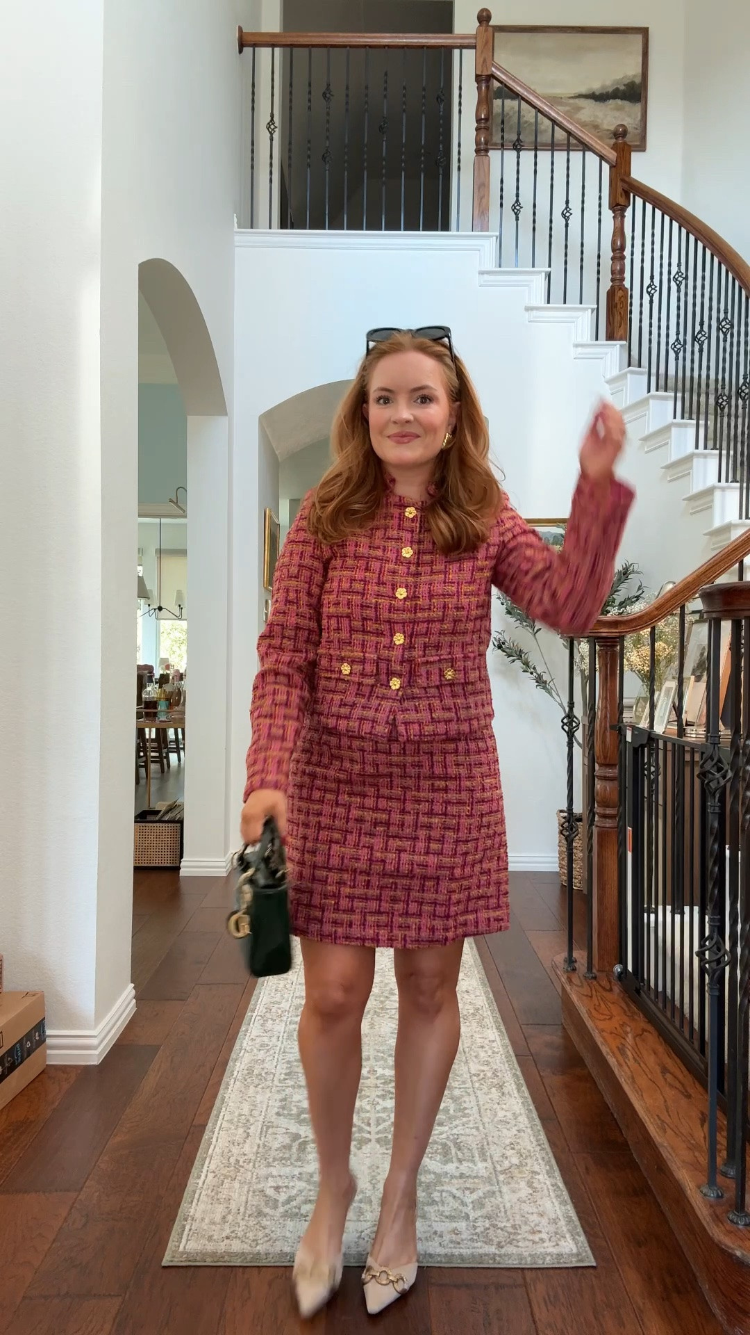 The most Jackie O look ever😍 Could you imagine showing up to a big meeting in this power suit??💕 It’s showstopping! I got a 6 in both jacket and skirt!

#LTKgrwm #LTKootd #LTKWorkwear
