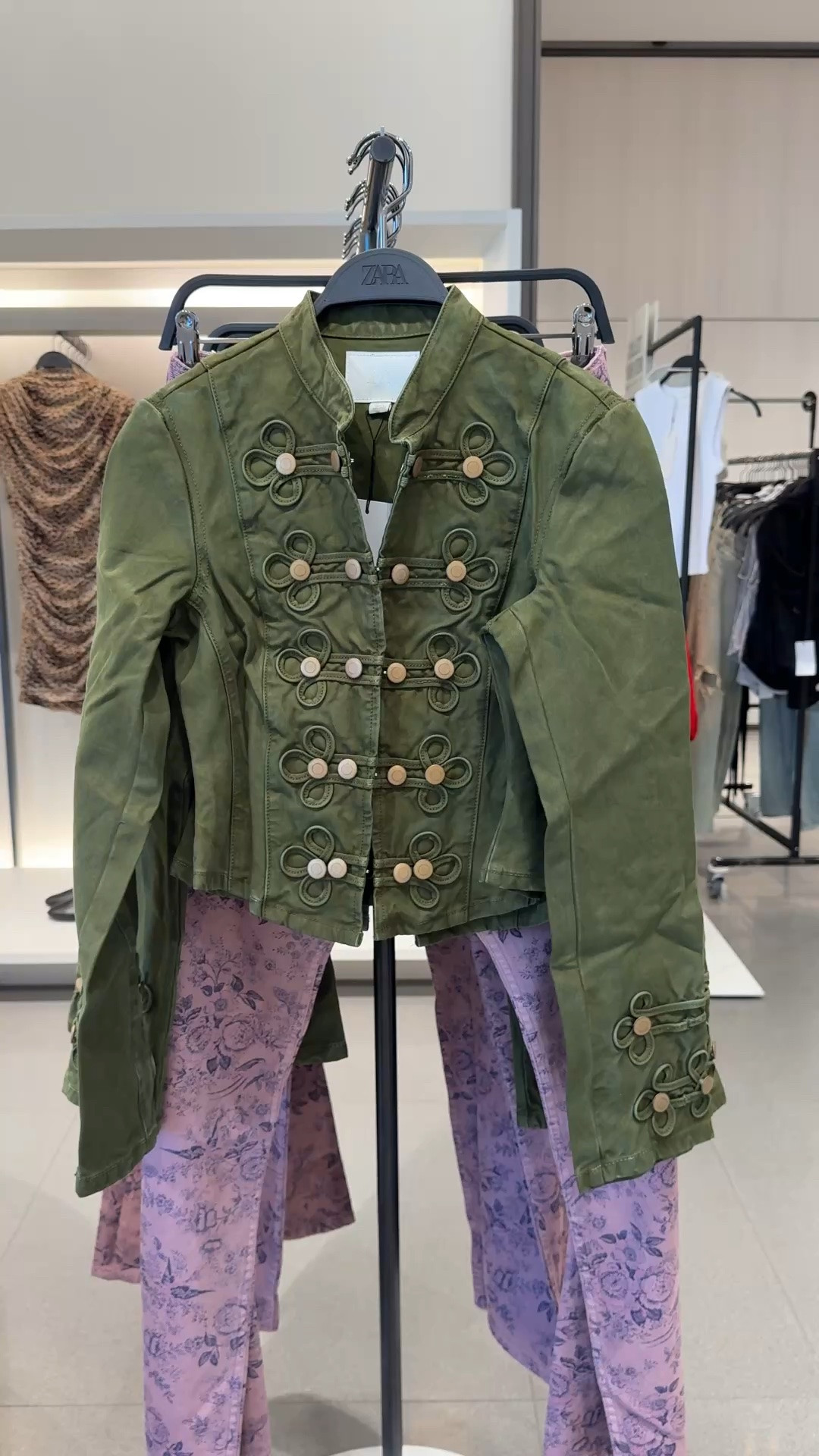 Olive green military inspired jacket

#LTKSaleAlert #LTKPetite #LTKootd