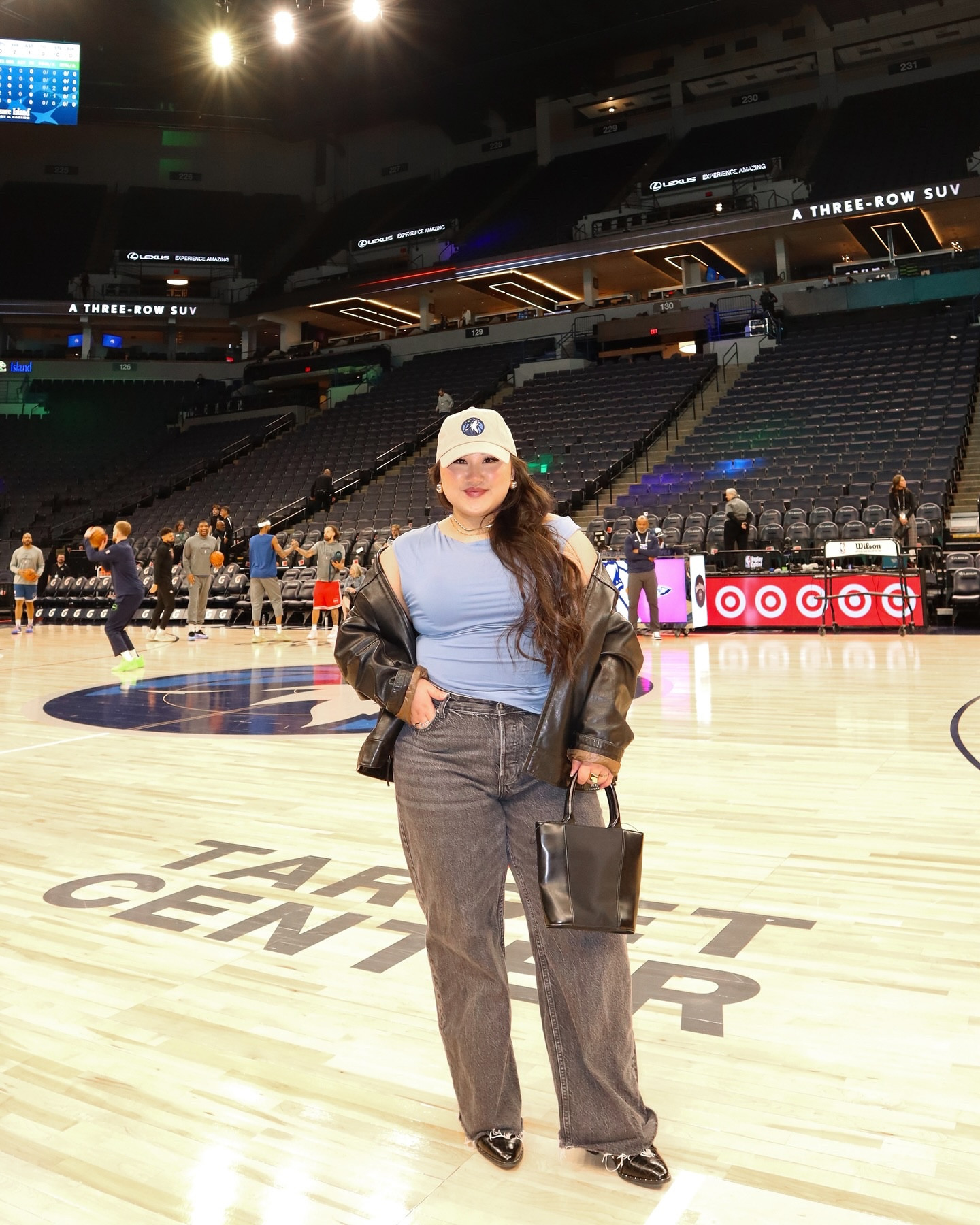 New runway unlocked: first game, on court!!! 🏀🐺
#sponsored #bringit #timberwolves 

FOLLOW @angelstyledthat for more midsize + short girl fashion inspo 

.
.
Outfit diaries, style diaries, style ideas, style trends, spring outfit ideas, outfit inspo, midsize fashion, midsize style, spring style, spring style inspo, spring trends, casual style, spring fashion, short girl style, content creator, fashion  blogger, Timberwolves game, nba, women’s night
#midsizeoutfit #midsizefashion #midsizegal #midsizefashioninspo 
#midsizestyle #shortgirlfashion #shortgirlstyle #springoutfitinspo #curvystyle #contentcreator