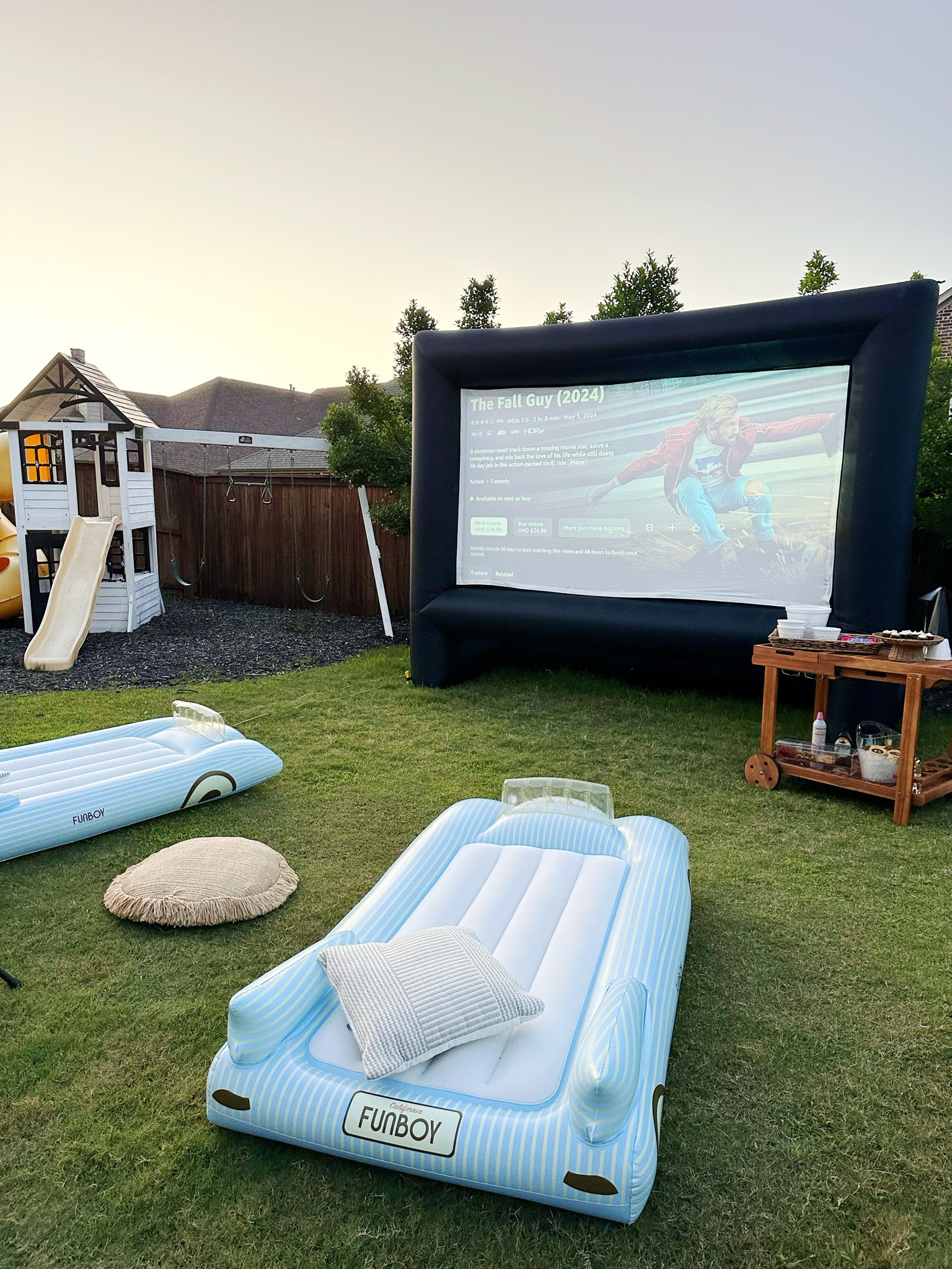 Outdoor movie night setup 🍿🤍

#LTKHome #LTKFamily #LTKKids