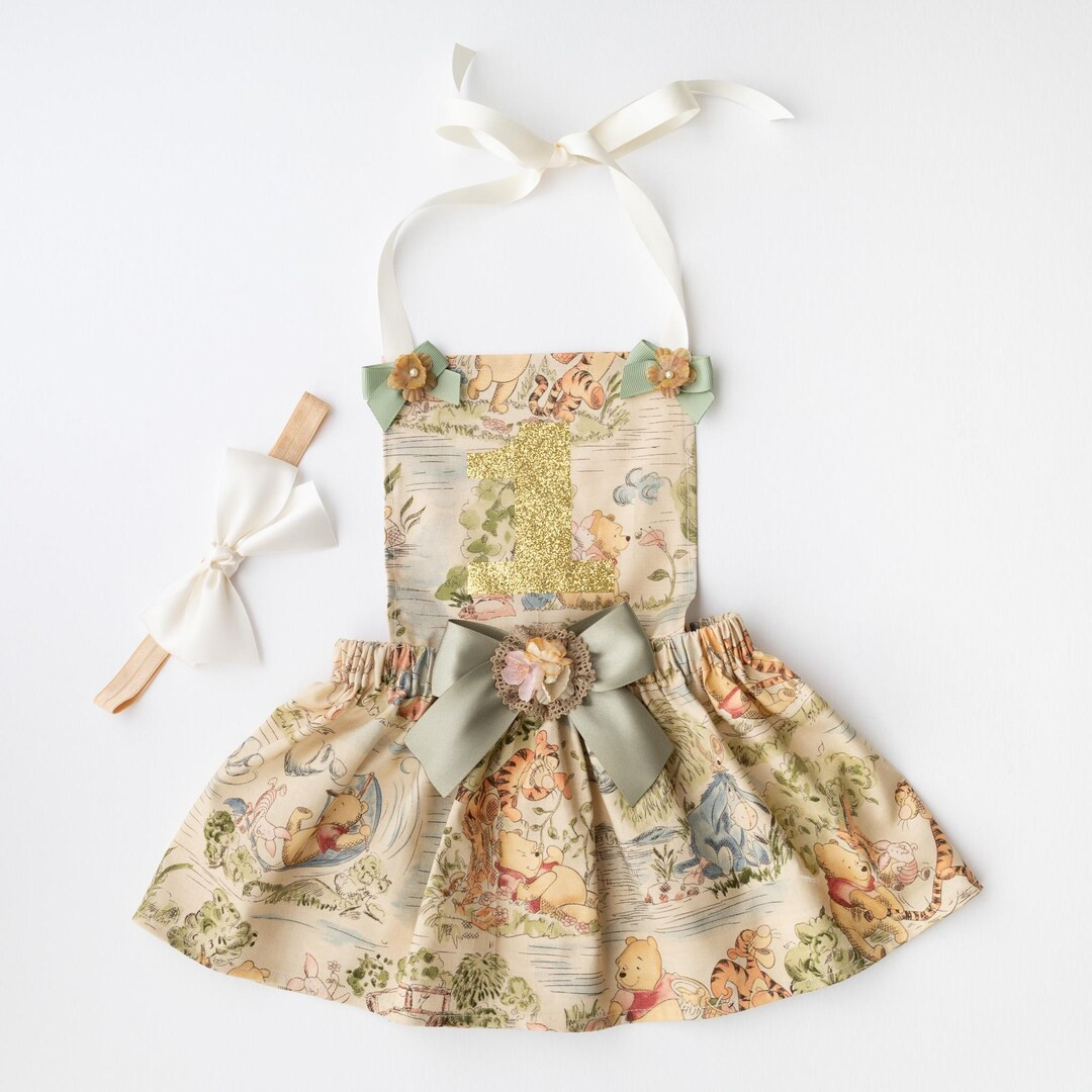 Winnie the Pooh 1st Birthday Outfit Girl, Classic Pooh Birthday Dress, Pooh Birthday Dress, Winni... | Etsy (US)