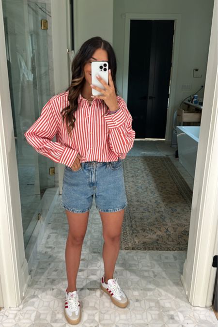 Top: large
Shorts: 28

This $23 button up is a great piece for the summer. Can be a top, coverup, over shirt. From @walmartfashion & will sell out quick! 

Dressupbuttercup.com

#dressupbuttercup #walmartpartner #walmartfashion
 