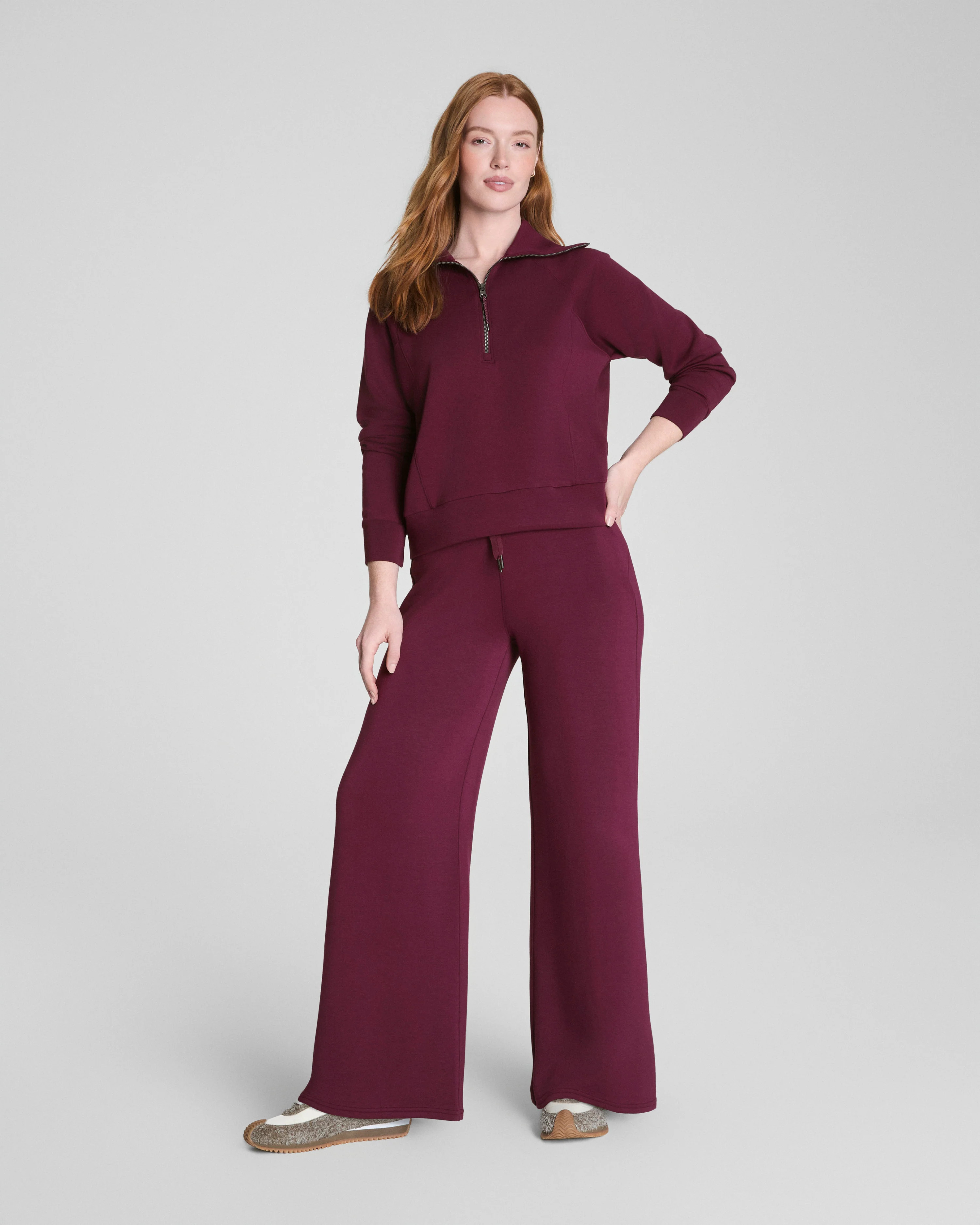 AirEssentials Wide Leg Sweatpants – Soft, Lightweight Fit | SPANX | Spanx Canada