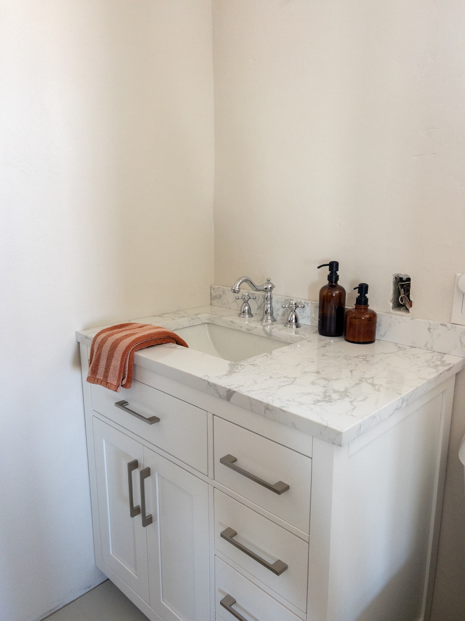 Bath install part 1!!

Vanity + hardware is from Costco