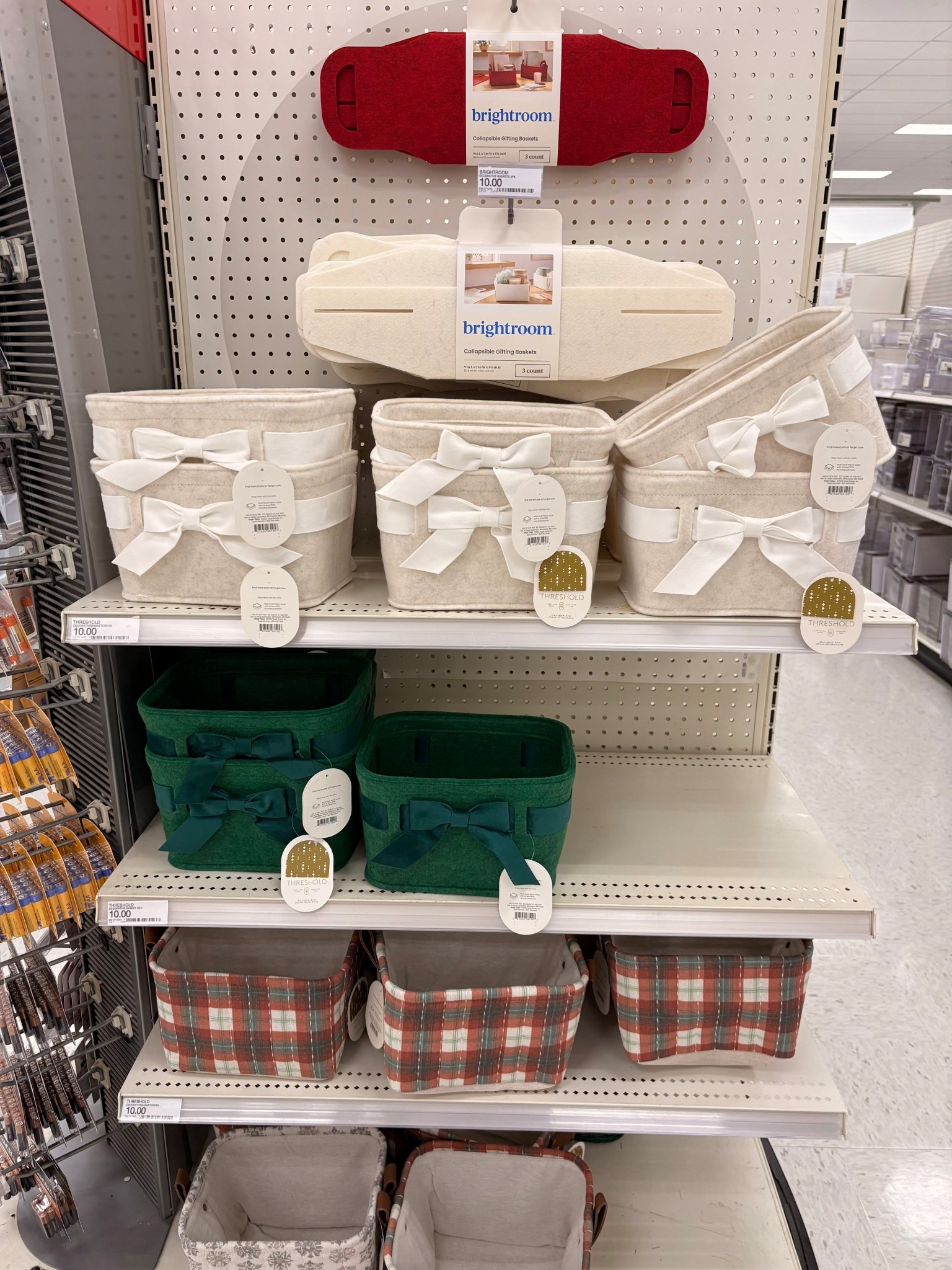Felt & Quilted mini storage baskets at Target 

#basket #storage #giftbasket #storagebasket #felt #quilted #giftidea #target #targetfinds #targethaul

#LTKHoliday #LTKGiftGuide