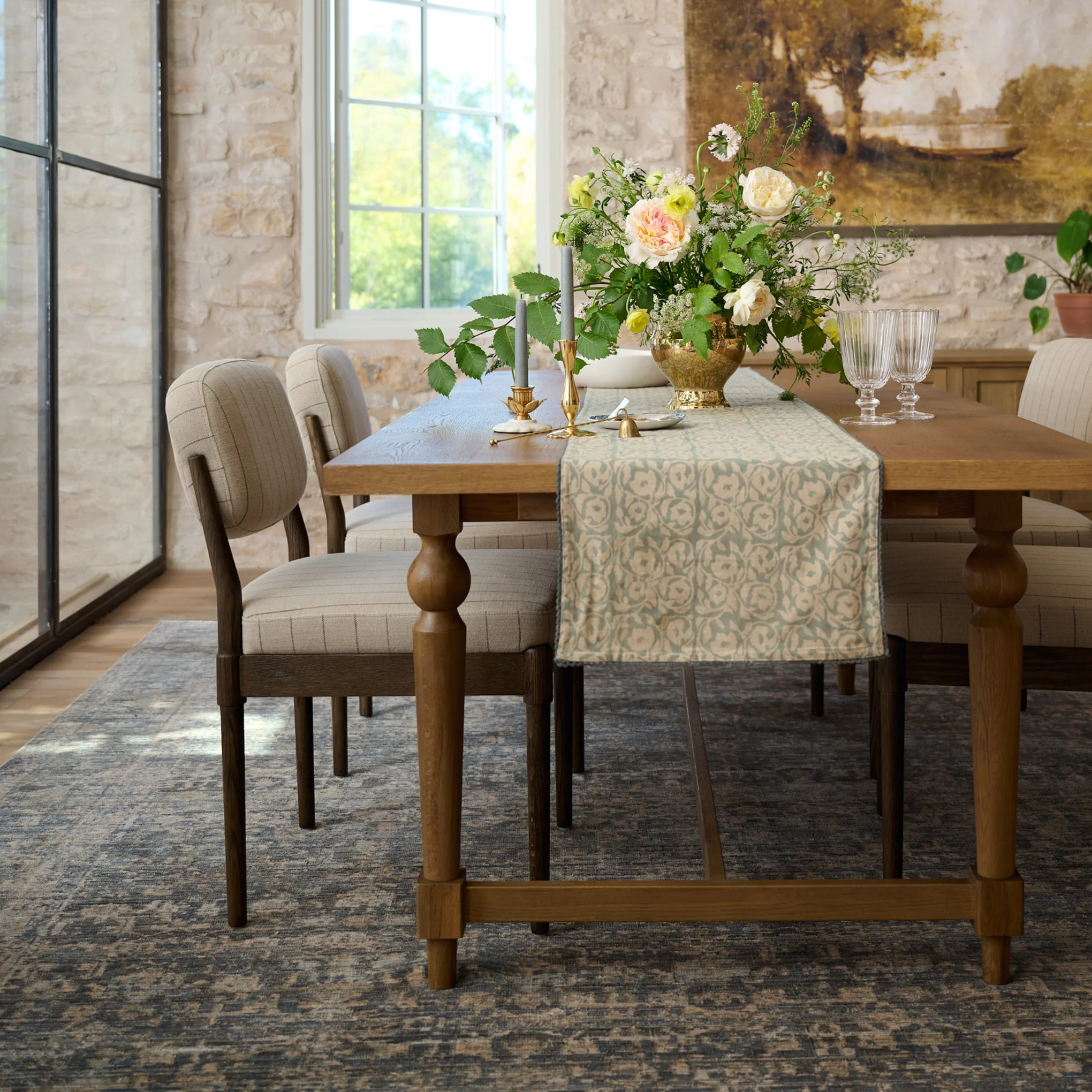 Beau Extension Dining Table | Magnolia