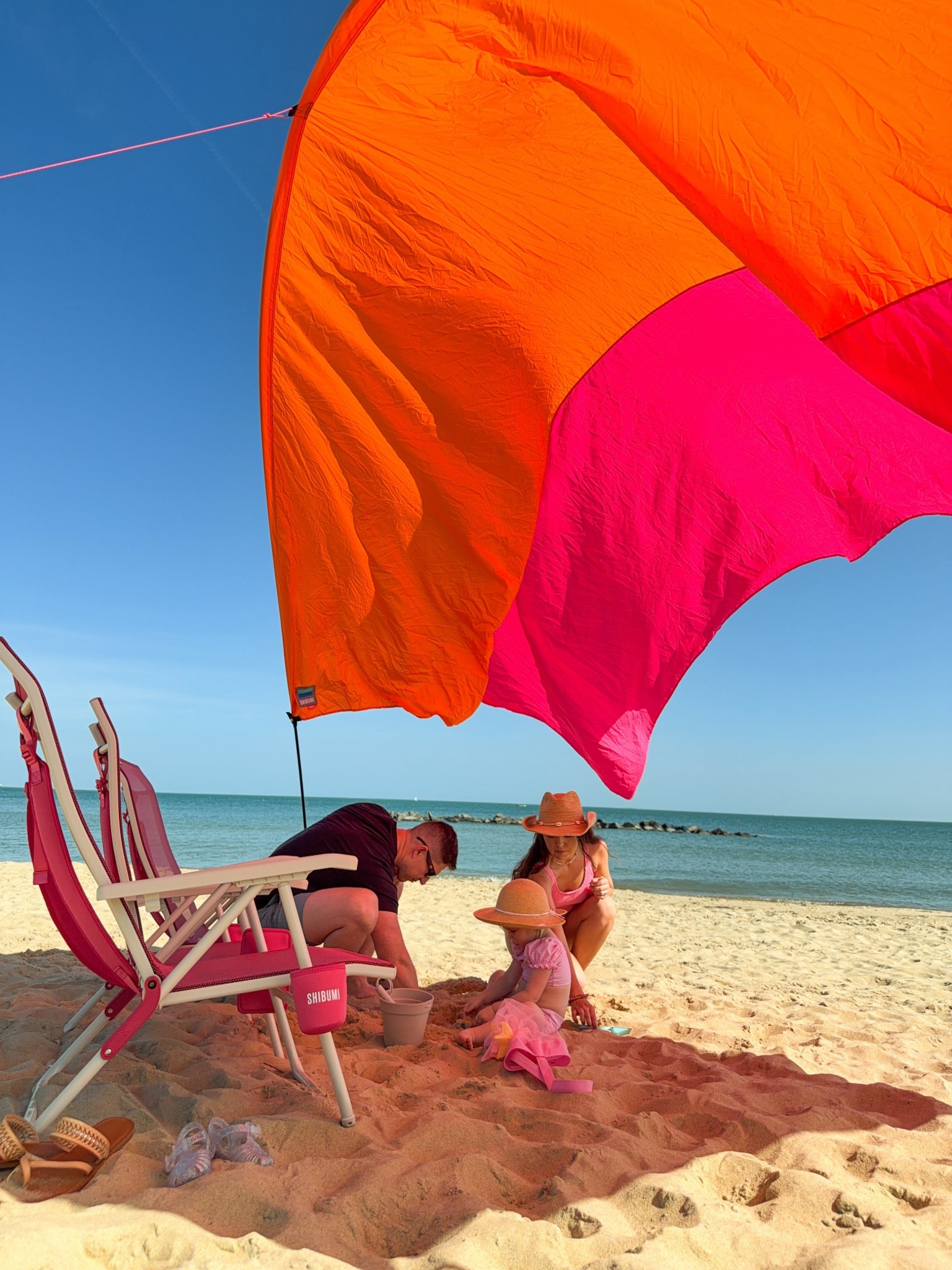 A beach must-have! Just got a @shibumisahde and we’re obsessed! No more struggling with beach umbrellas for us!
And loveee our Shibumi chairs too! Lightweight and match our shade perfectly!
code JessicaSummer for 10% off orders $100+. Valid through 5/4/26 

#ad #shibumishade 


#LTKmomlife #LTKdayinmylife