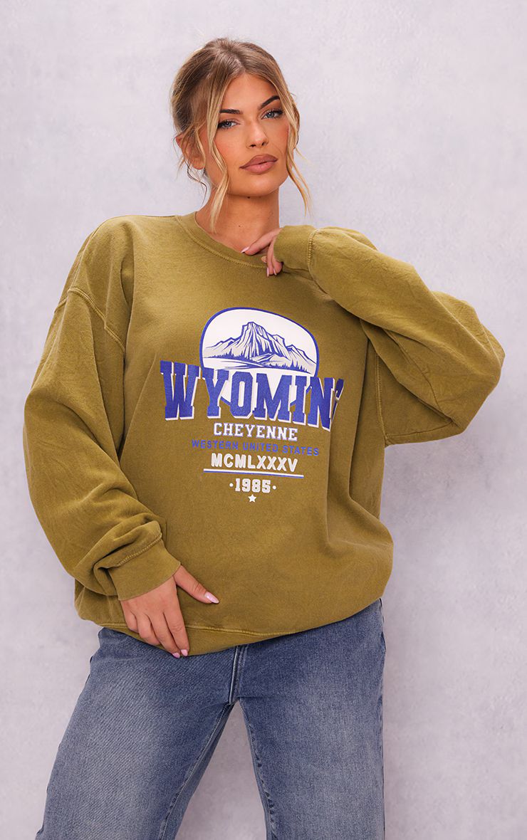 Khaki Wyoming Washed Oversized Sweatshirt | PrettyLittleThing US