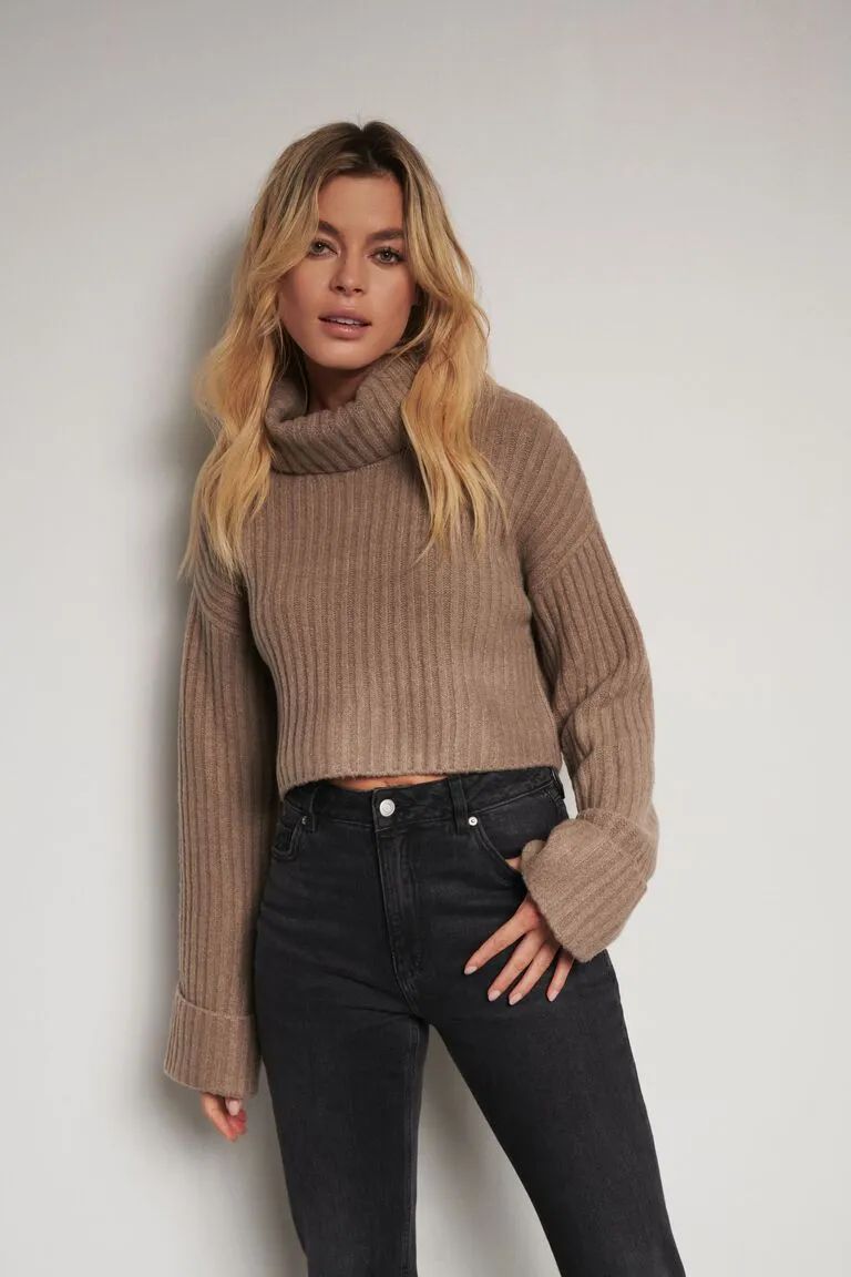 Chunky Cropped Turtleneck Sweater | Dynamite Clothing