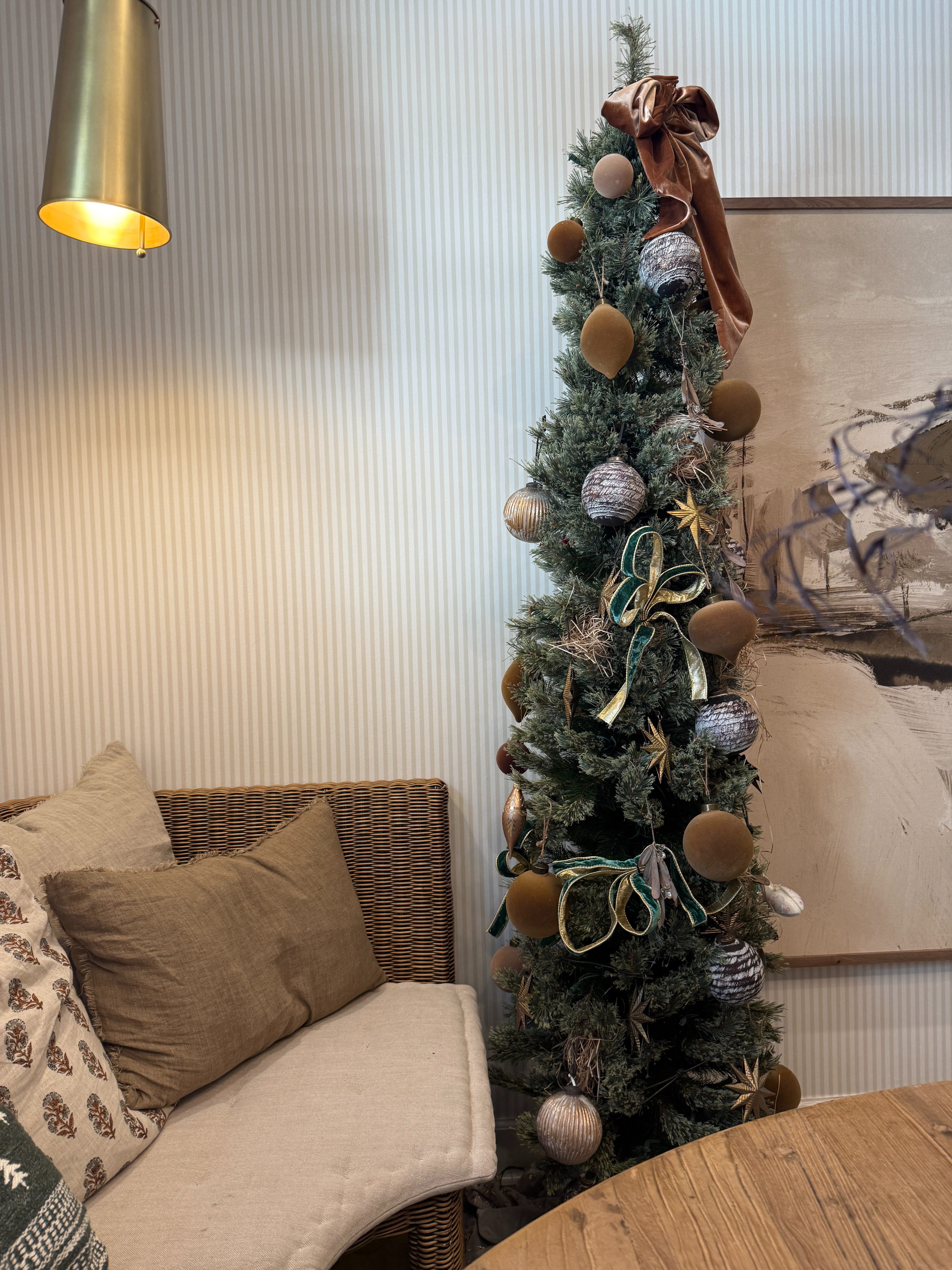I love this little Christmas tree! It's the perfect tree for a small space! On sale! 

 

#LTKHoliday #LTKHome #LTKSaleAlert