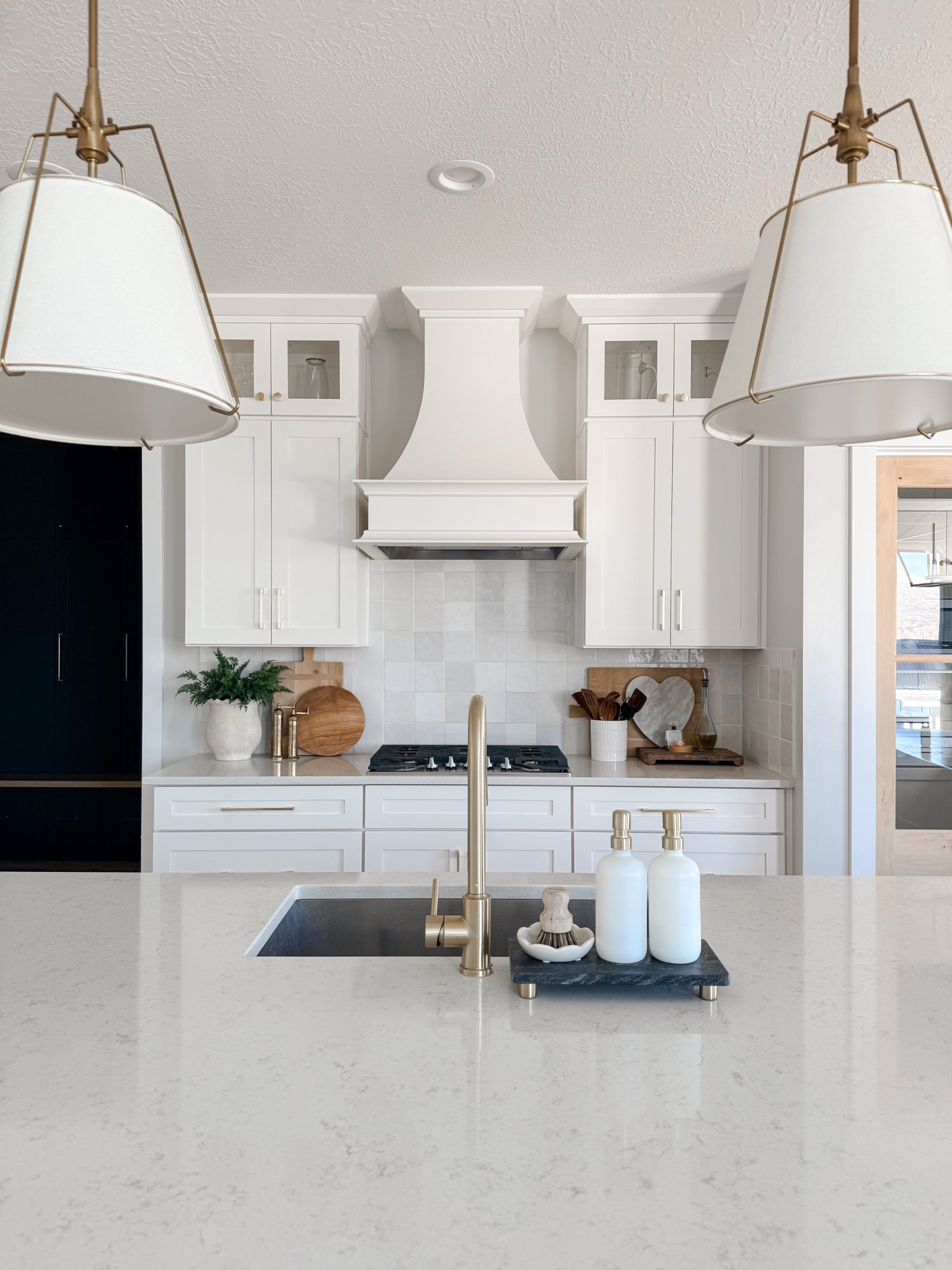 Valentine’s Day kitchen views 💕😍

#LTKValentine #LTKHome