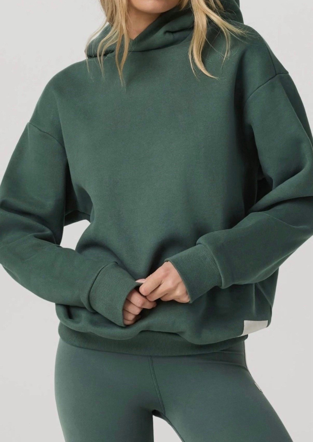 Sweats 
Sweatshirt 
Sweatpants 
Matching set
Sneakers 

#LTKfitnessgoals #LTKmorningroutine #LTKActive