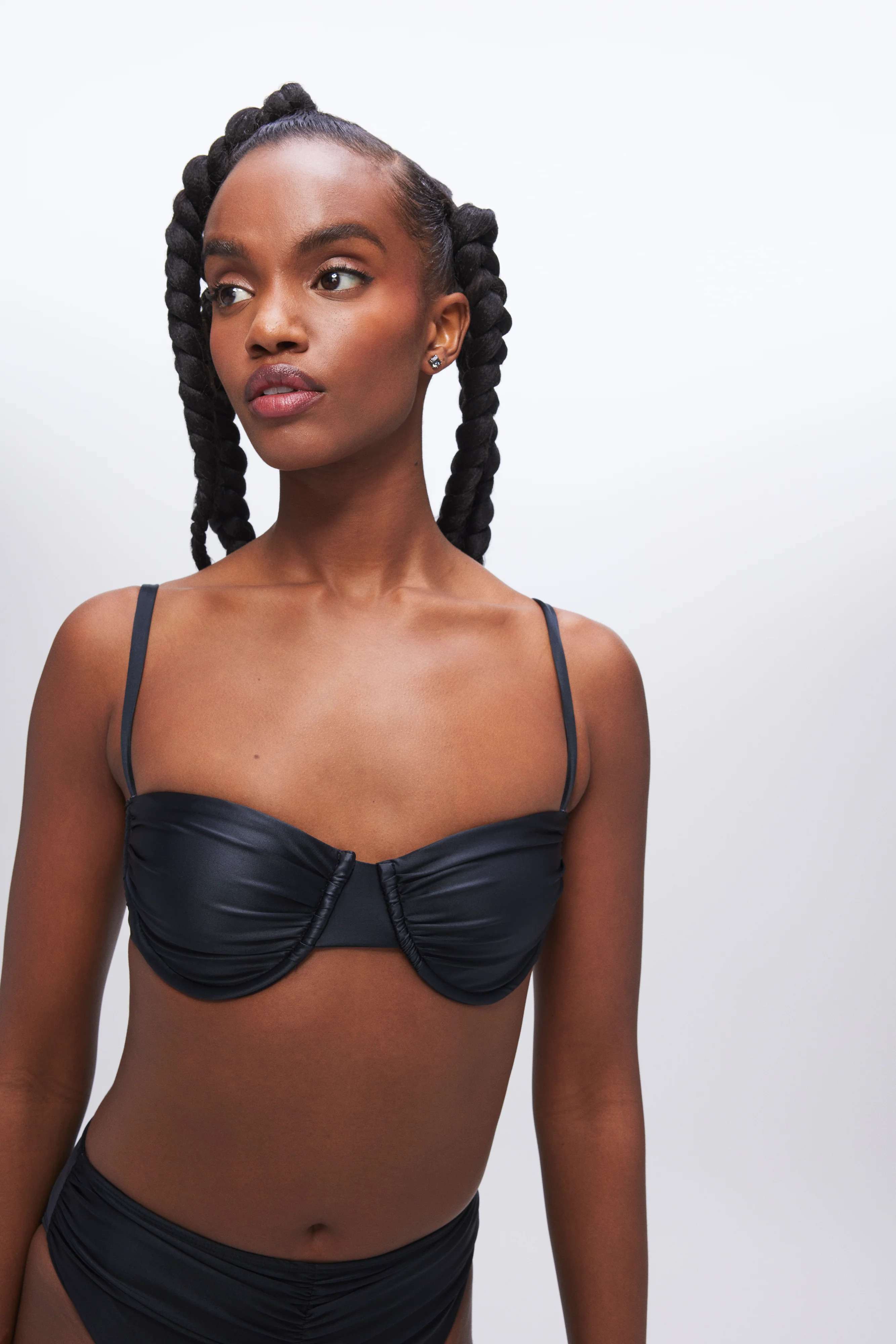 RUCHED DEMI CUP BIKINI TOP | BLACK001 | Good American
