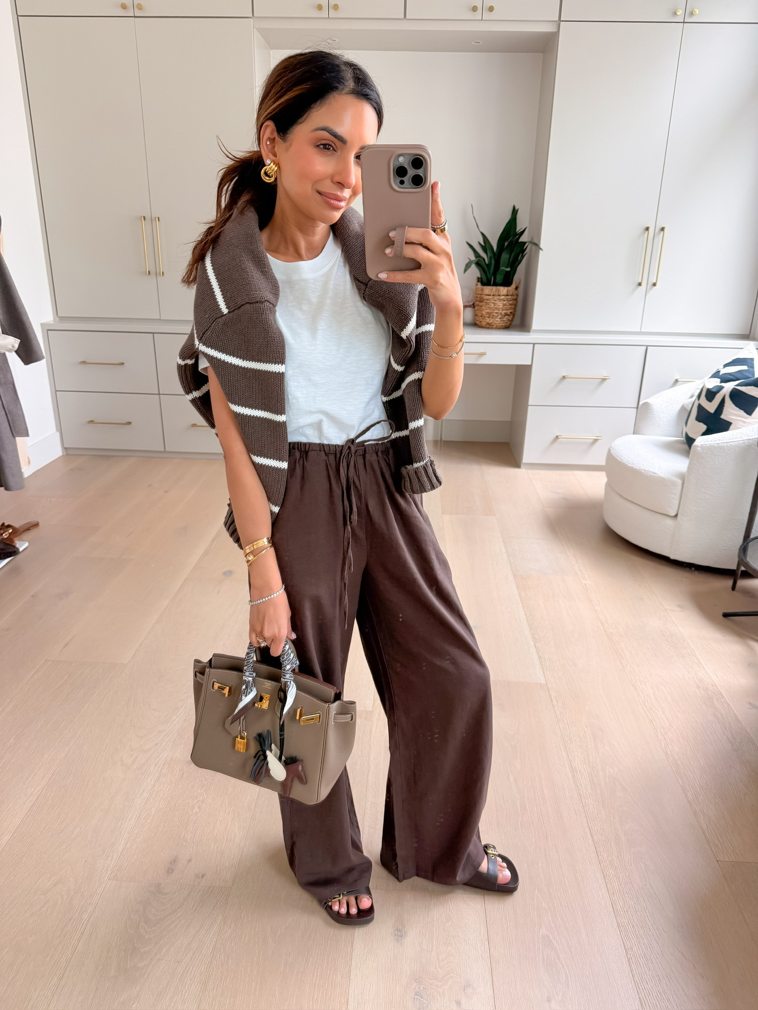 How to style a brown linen set for spring 🤎

#LTKOver40 #LTKPetite #LTKootd