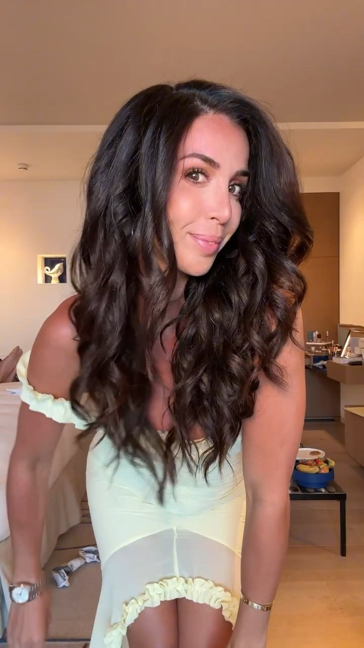Hair tutorial// How I get my voluminous curls ✨💆🏻‍♀️

#LTKBeauty #LTKTravel #LTKStyleTip