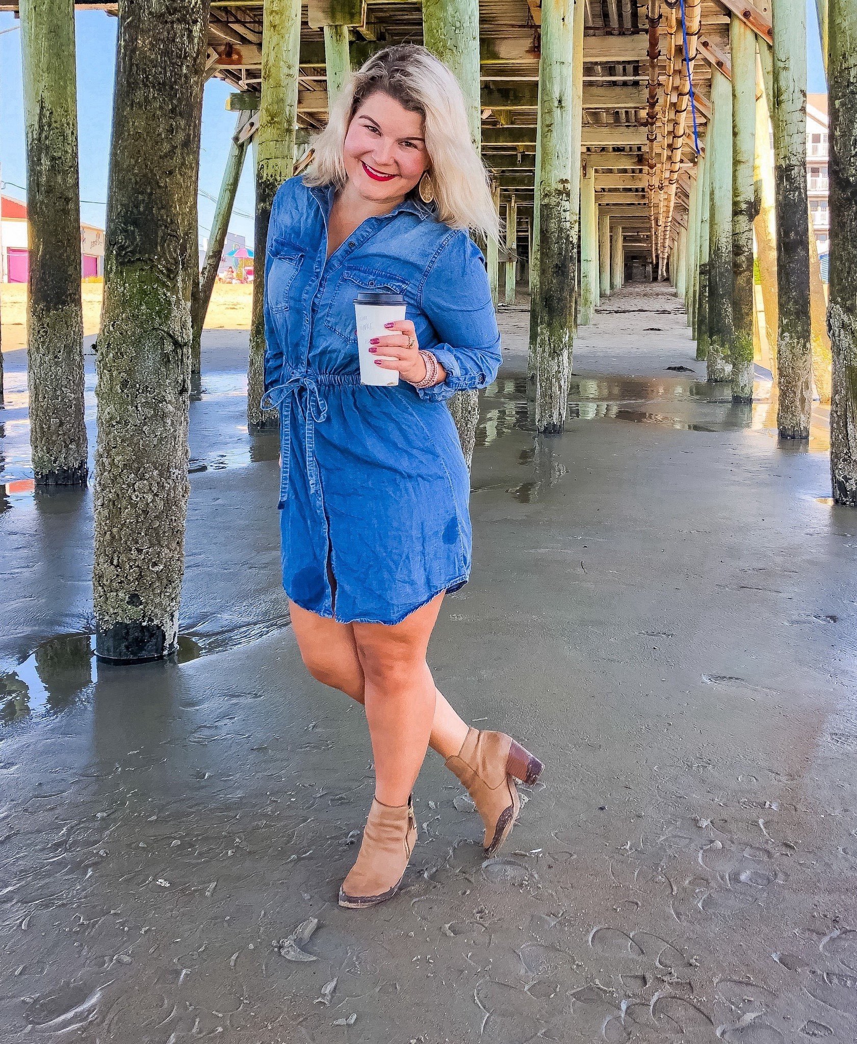 A denim dress is a must during the fall! 

#LTKSeasonal #LTKStyleTip #LTKWorkwear