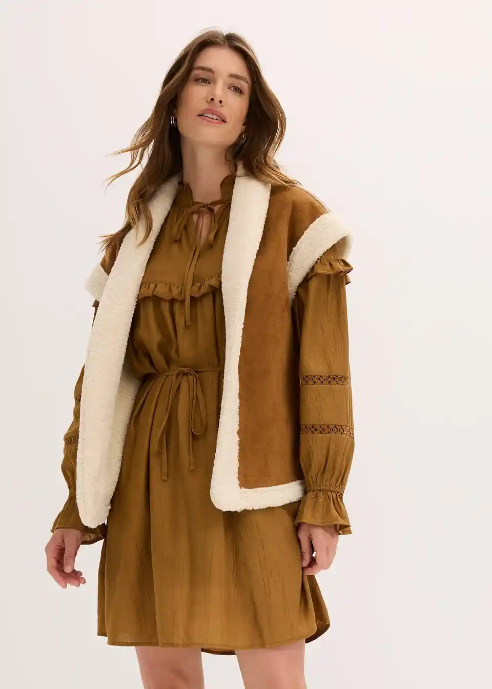 Lammfellimitat-Weste | Bonprix DE