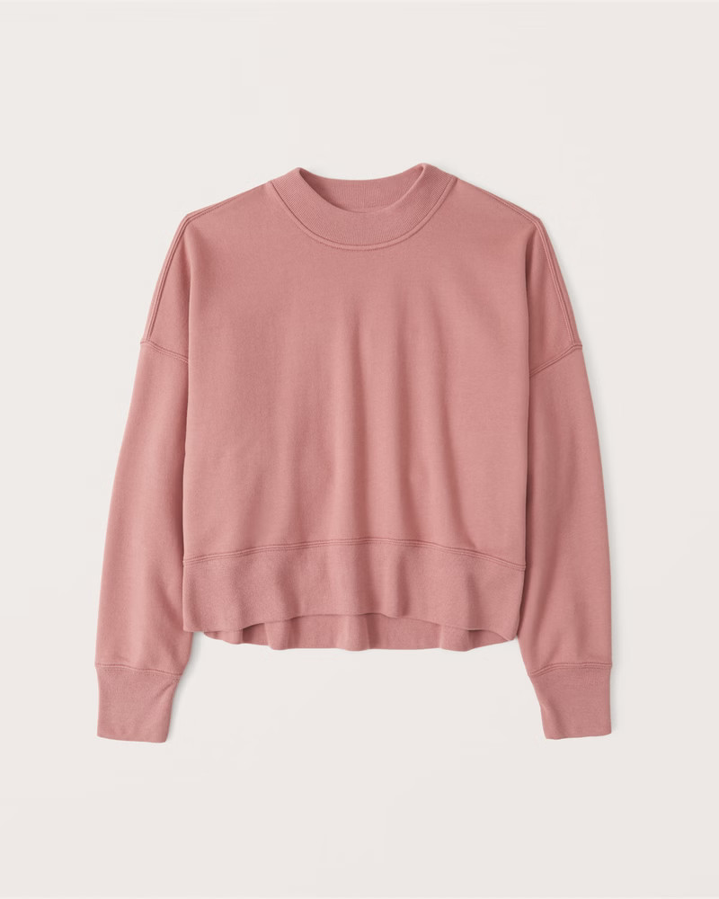 Women's 90s Sharkbite Crew Sweatshirt | Women's Up To 50% Off Select Styles | Abercrombie.com | Abercrombie & Fitch (US)