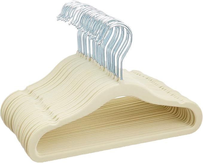 Amazon.com: Amazon Basics Kids Velvet, Non-Slip Clothes Hangers, Beige - Pack of 30 : Home & Kitc... | Amazon (US)