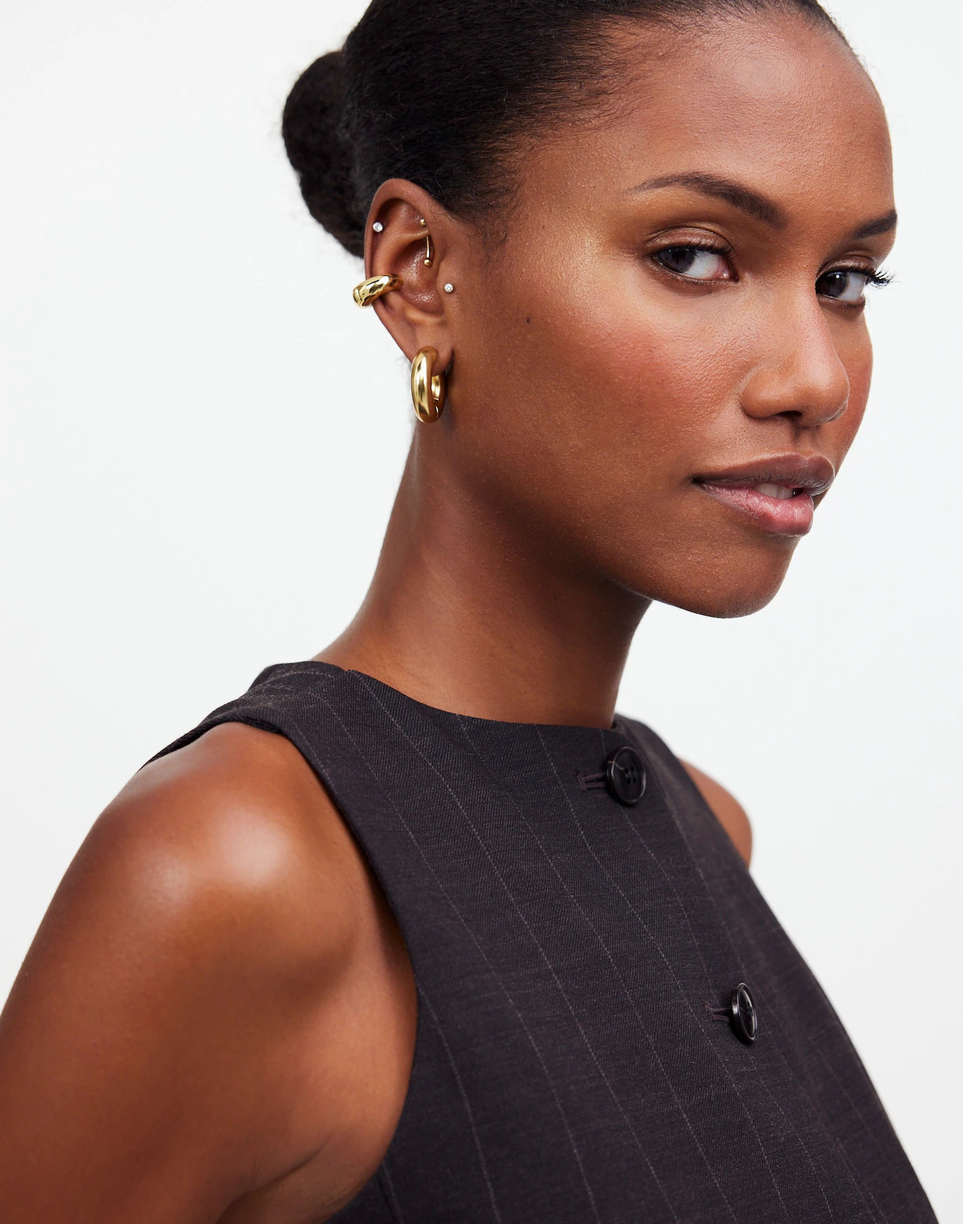 Best Seller(7)Chunky Donut Small Hoop Earrings$38.00$32.99Colorvintage goldSaleOut Of StockSorry!... | Madewell