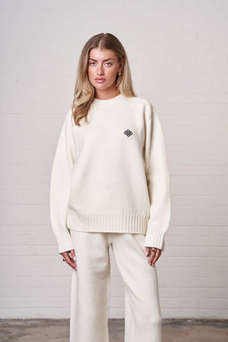 FLUFFY KNIT EMBLEM EMBROIDERED CREW - OFF WHITE | The Couture Club